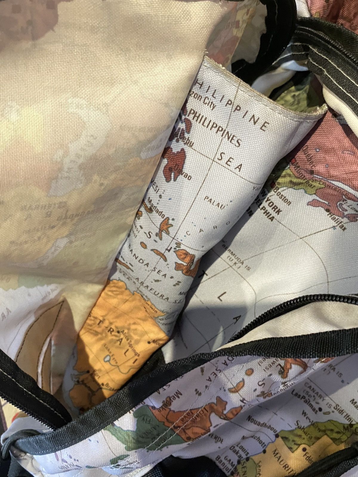 Supreme × The North Face Supreme The North Face Expedition Maps Backpack Rare Size ONE SIZE - 17 Thumbnail
