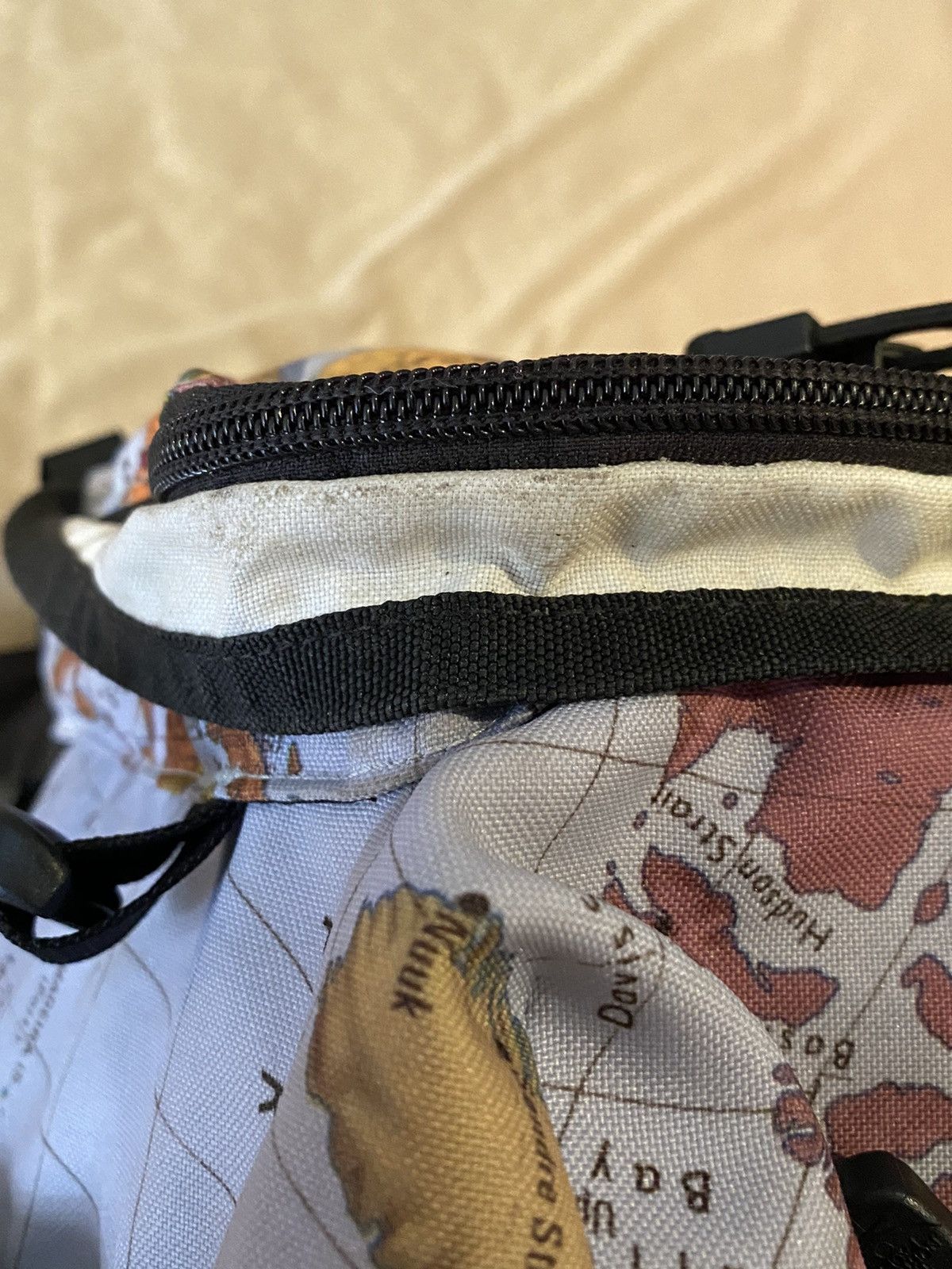 Supreme × The North Face Supreme The North Face Expedition Maps Backpack Rare Size ONE SIZE - 12 Thumbnail
