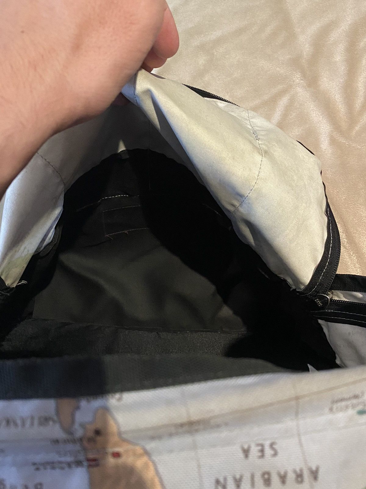 Supreme × The North Face Supreme The North Face Expedition Maps Backpack Rare Size ONE SIZE - 25 Thumbnail