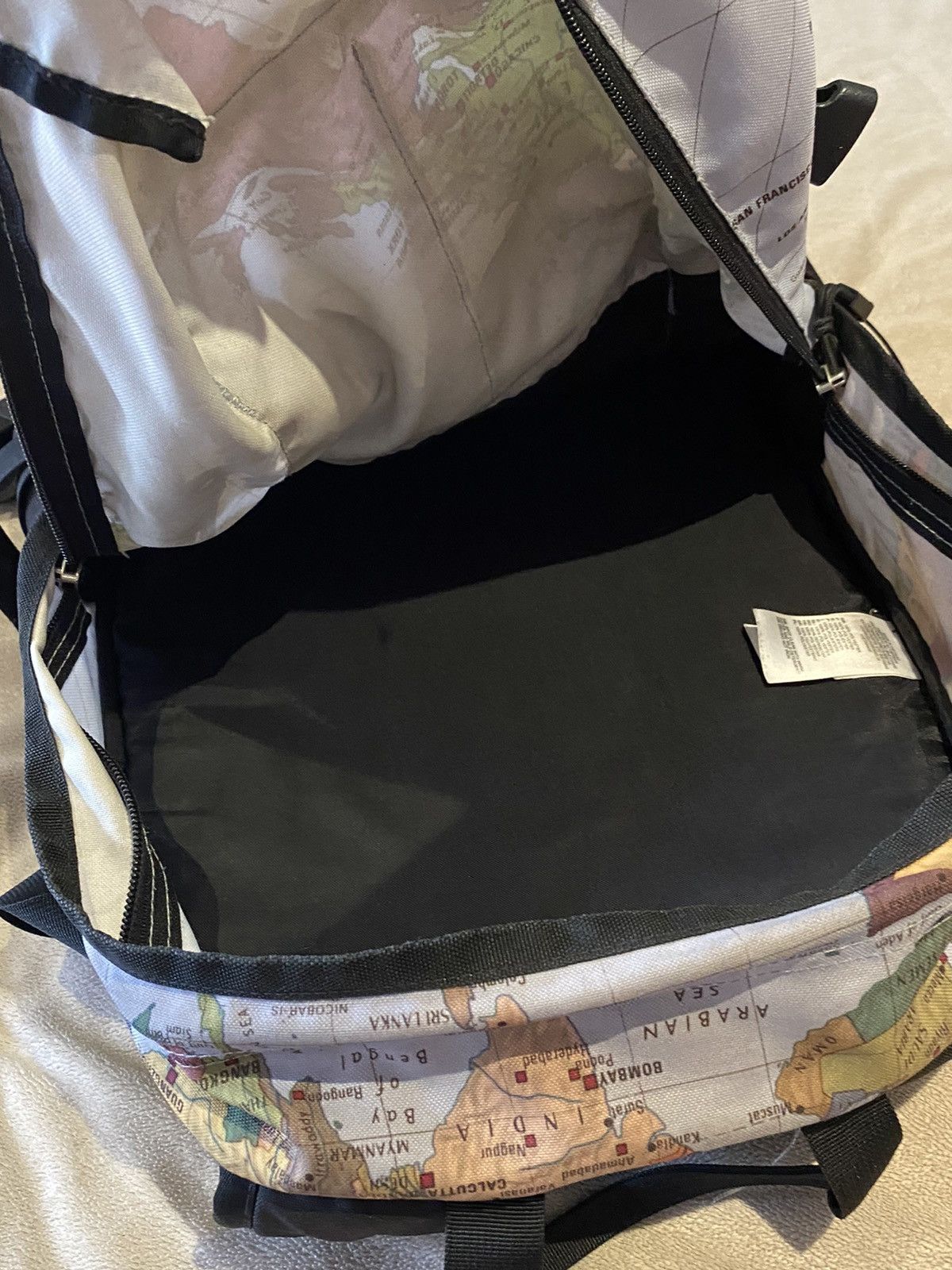 Supreme × The North Face Supreme The North Face Expedition Maps Backpack Rare Size ONE SIZE - 23 Thumbnail
