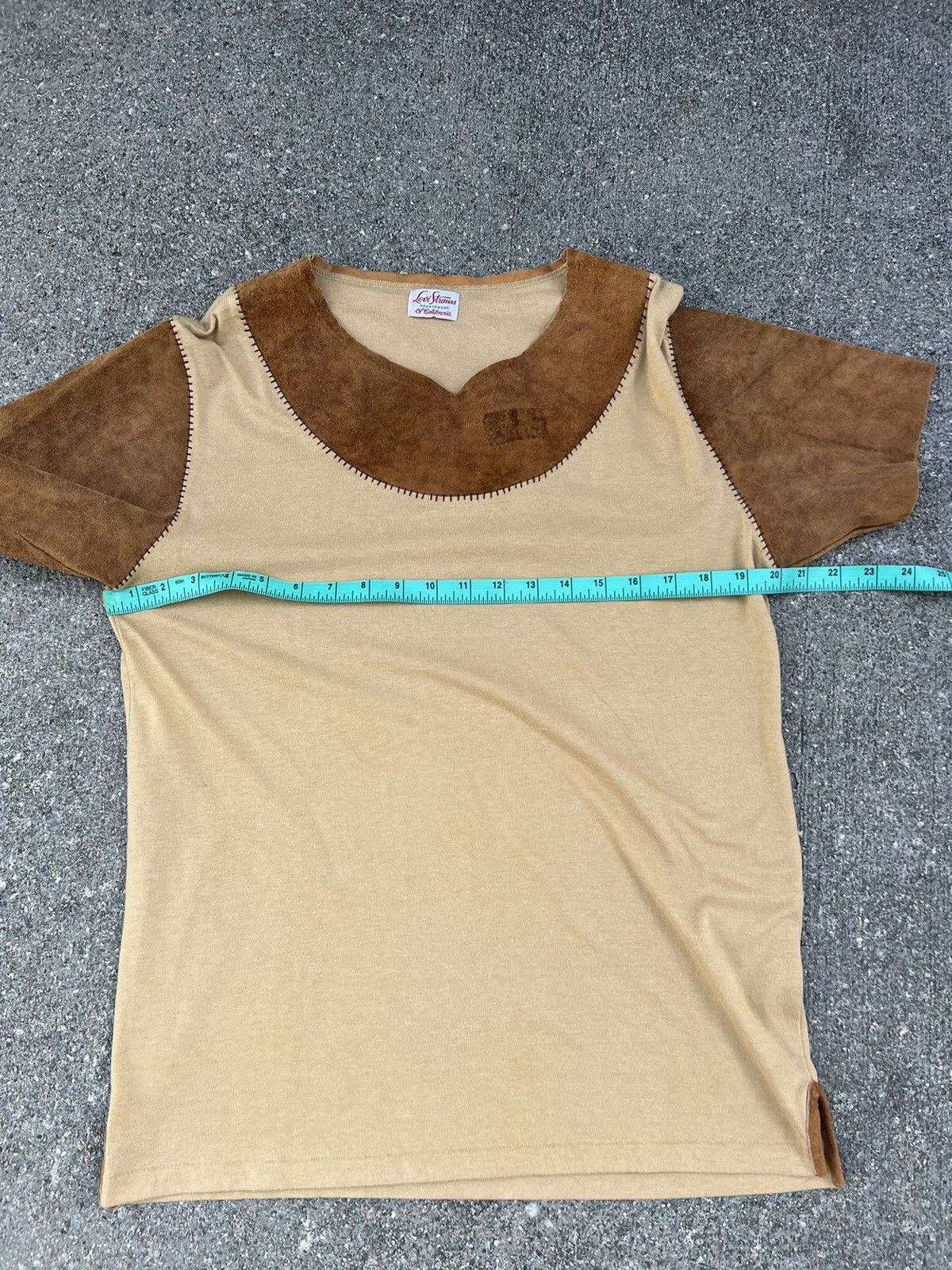 Levi's Vintage 2004 Levi’s Hybrid Leather Cotton t shirt Size US M / EU 48-50 / 2 - 2 Thumbnail