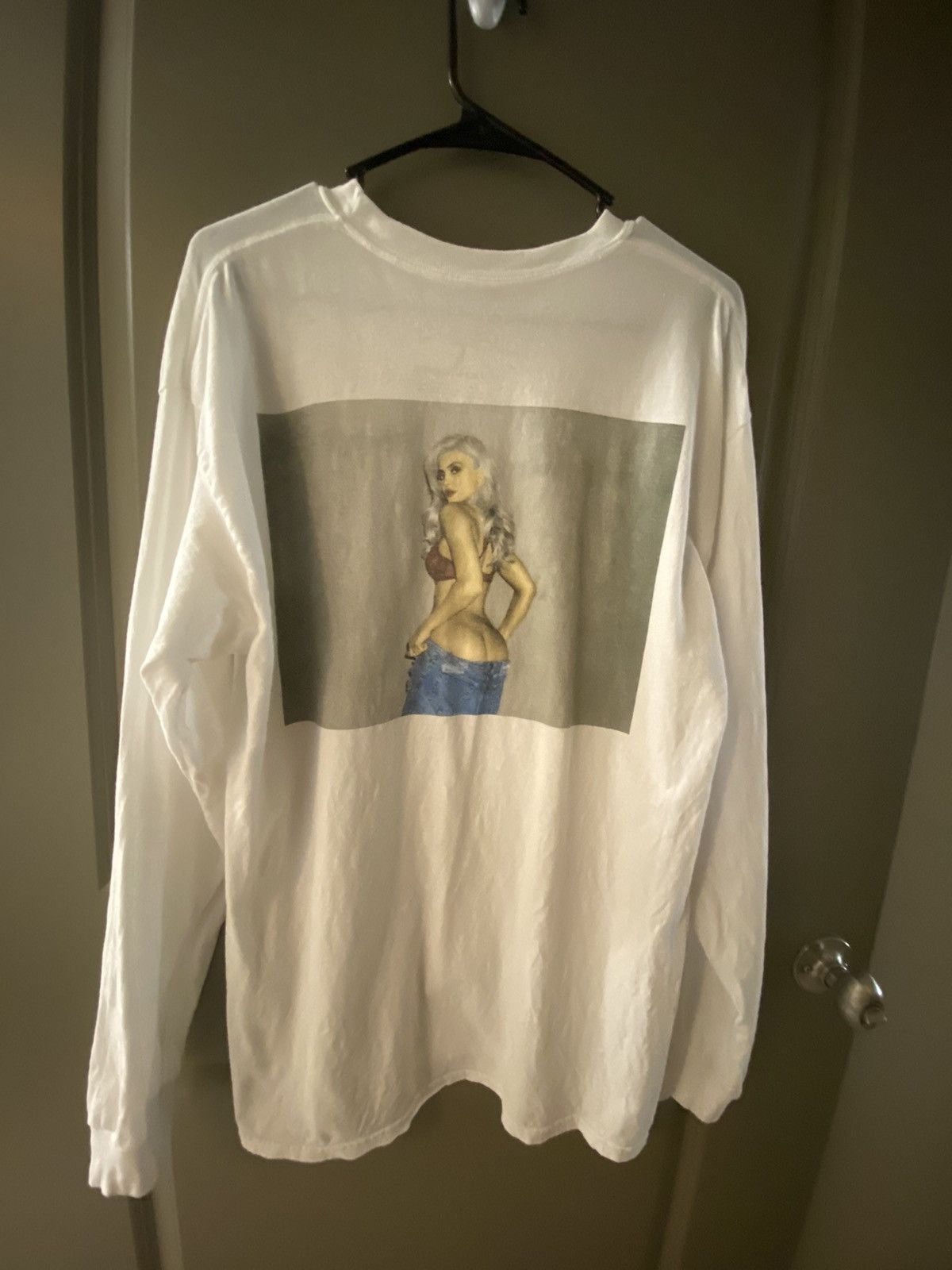 Kylie Jenner Kylie Jenner Cheeks long sleeve Size US XXL / EU 58 / 5 - 2 Thumbnail