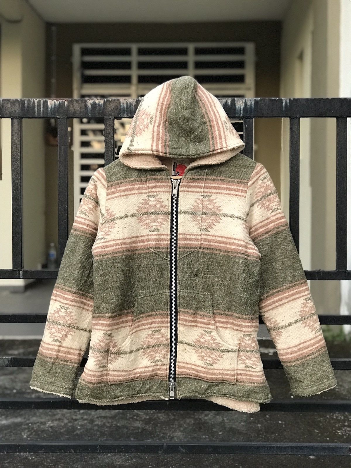 Japanese Brand Mucho Bueno Devotion Wear knit sweater fleece hoodie Size US S / EU 44-46 / 1 - 1 Thumbnail