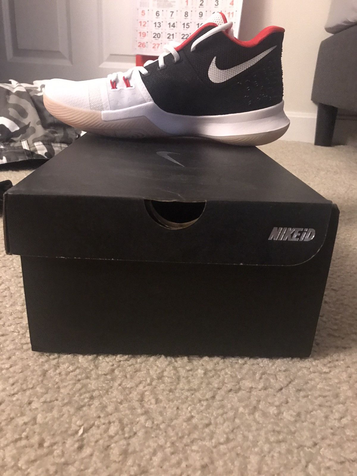 Nike Kyrie 3 Premium ID Asia Tour Uncle Drew Size US 10.5 / EU 43-44 - 11 Thumbnail