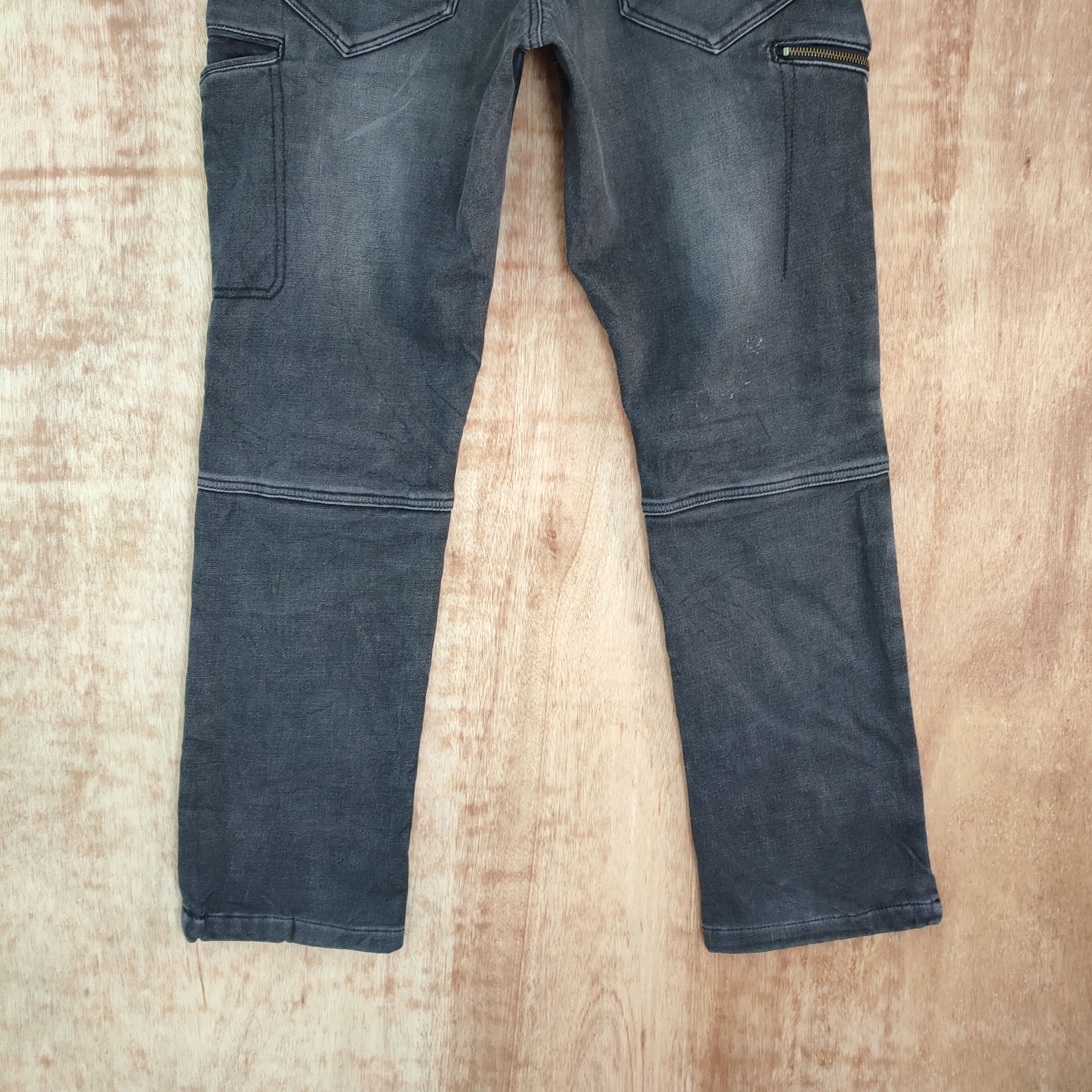 Vintage VINTAGE JAPANESE BRAND BLACK CARGO PANTS Size US 32 / EU 48 - 7 Thumbnail