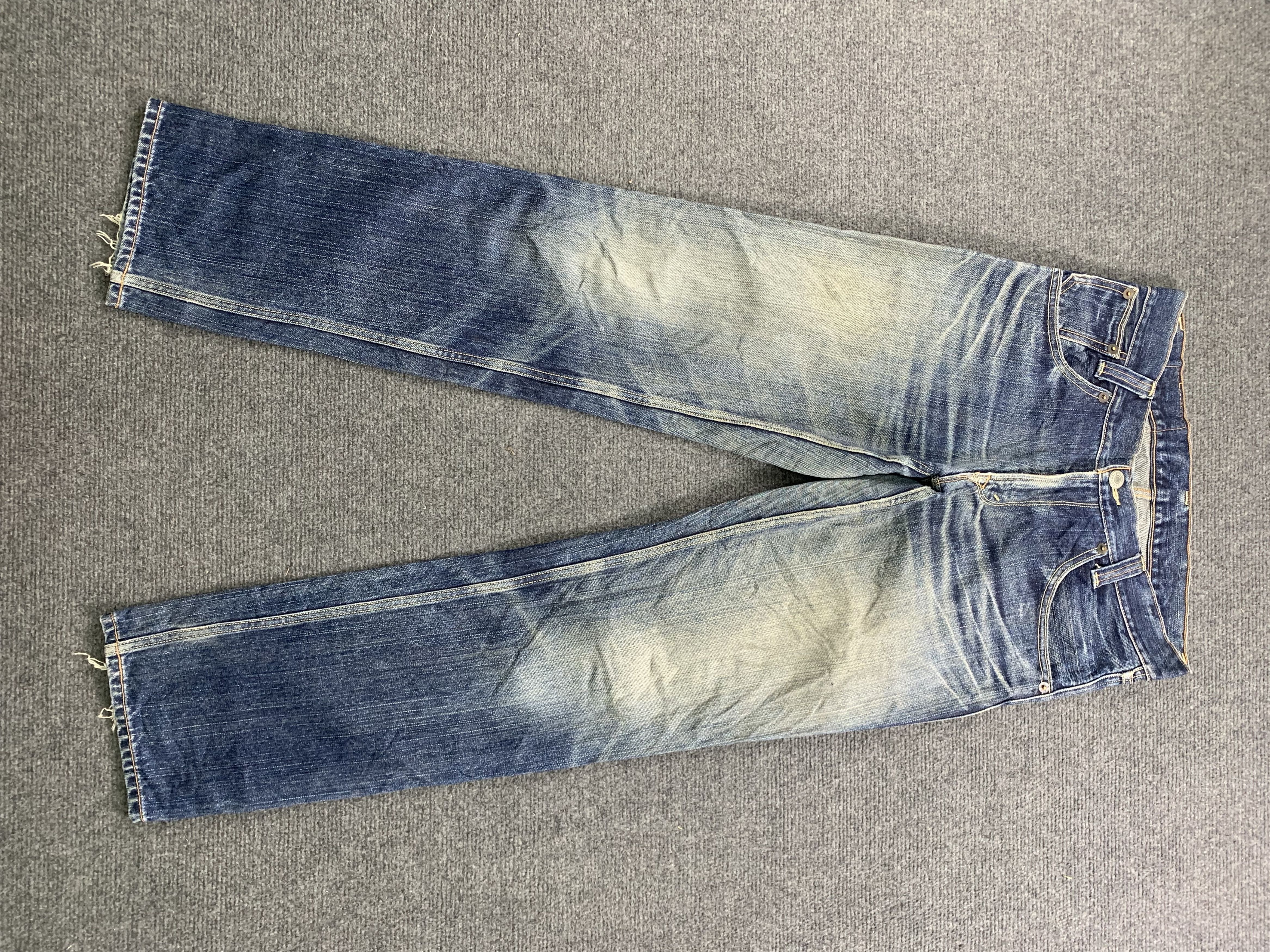 image of Levis 702 Faded Blue Jeans in Blue Denim, Men's (Size 32)