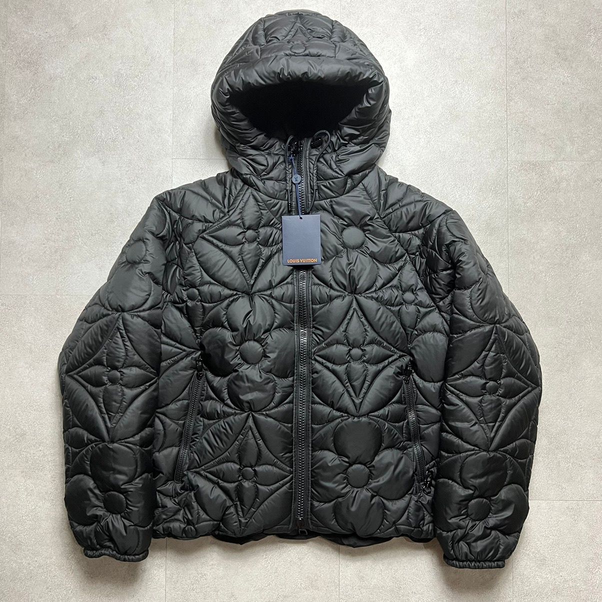 Louis Vuitton Lvse Flower Quilted Hoodie Jacket BLACK. Size 48
