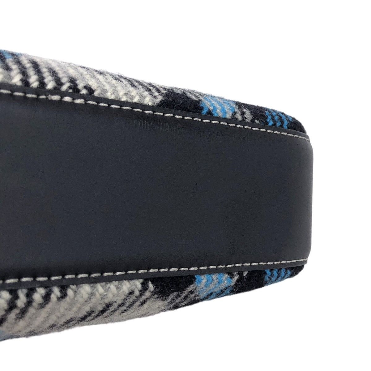 Burberry Burberry Plaid Wool Women Underarm Handbag Size ONE SIZE - 13 Thumbnail