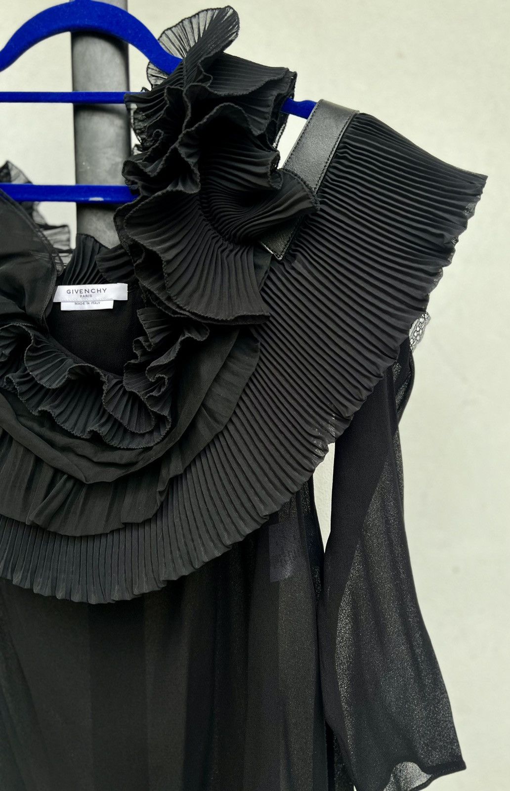 Givenchy Elegance & luxurious black viscose blouse by GIVENCHY Size XS / US 0-2 / IT 36-38 - 3 Thumbnail