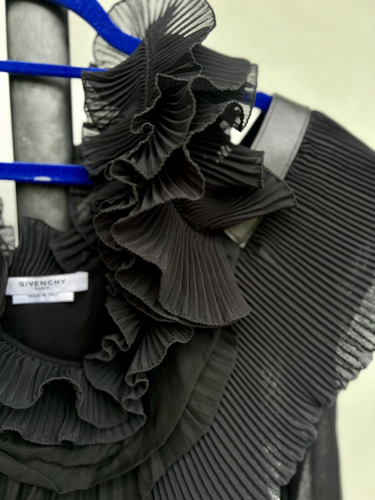 Givenchy Elegance & luxurious black viscose blouse by GIVENCHY Size XS / US 0-2 / IT 36-38 - 5 Thumbnail