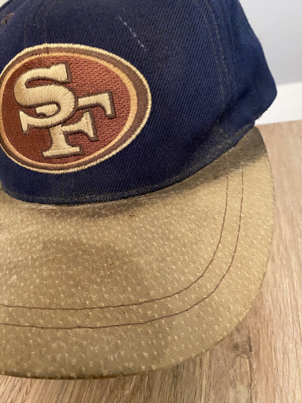 NFL Vintage 90’s San Francisco 49ers Distressed Strapback Hat Size ONE SIZE - 4 Thumbnail