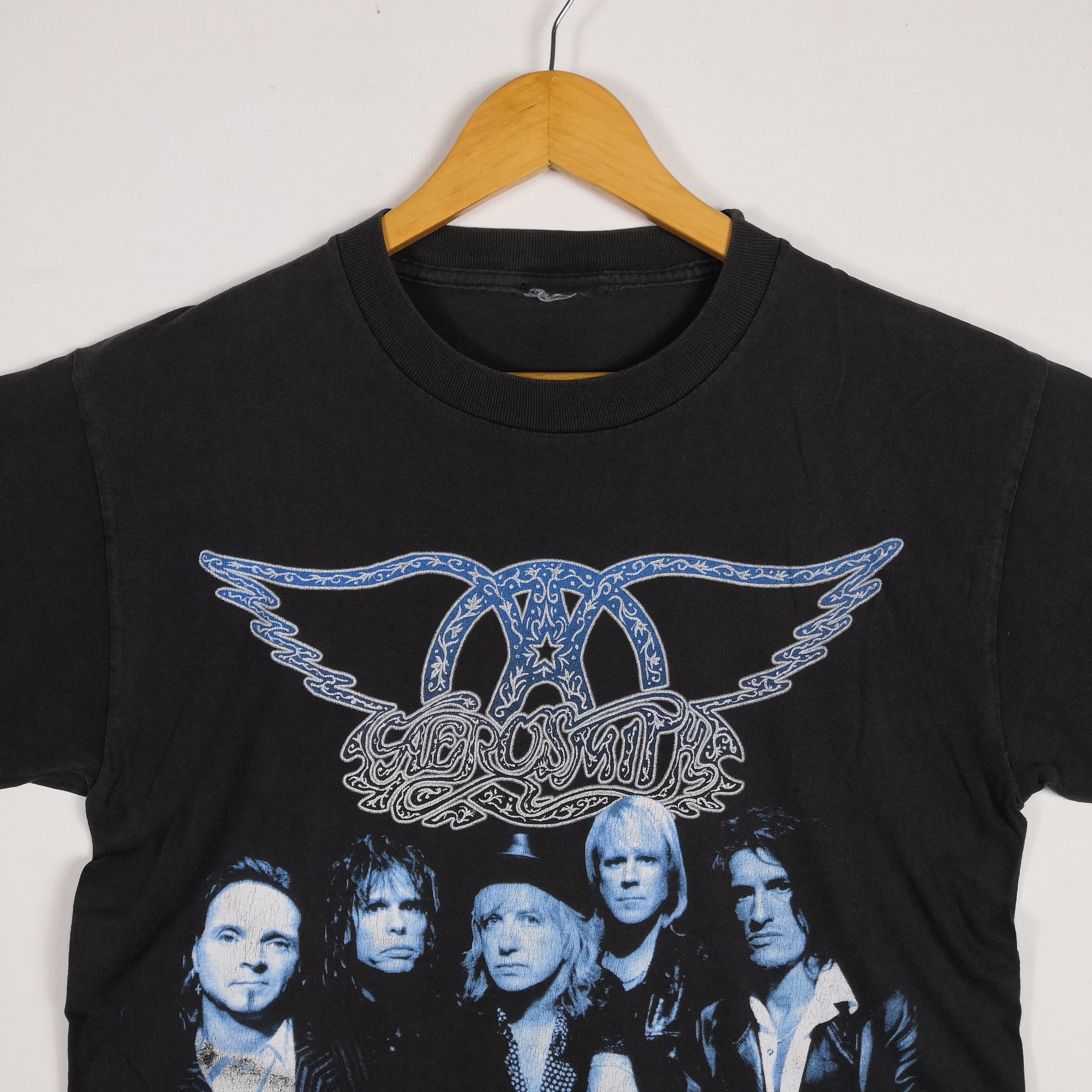Band Tees Vintage Aerosmith T-shirt Band World Tour Crewneck Tee Size US M / EU 48-50 / 2 - 4 Thumbnail