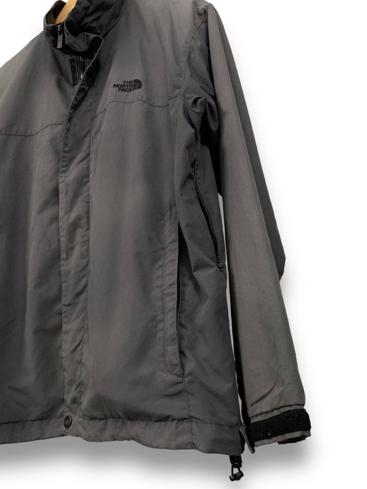 The North Face The North Face Grey Faded Windbreaker Jacket Made in Japan Size US S / EU 44-46 / 1 - 12 Thumbnail