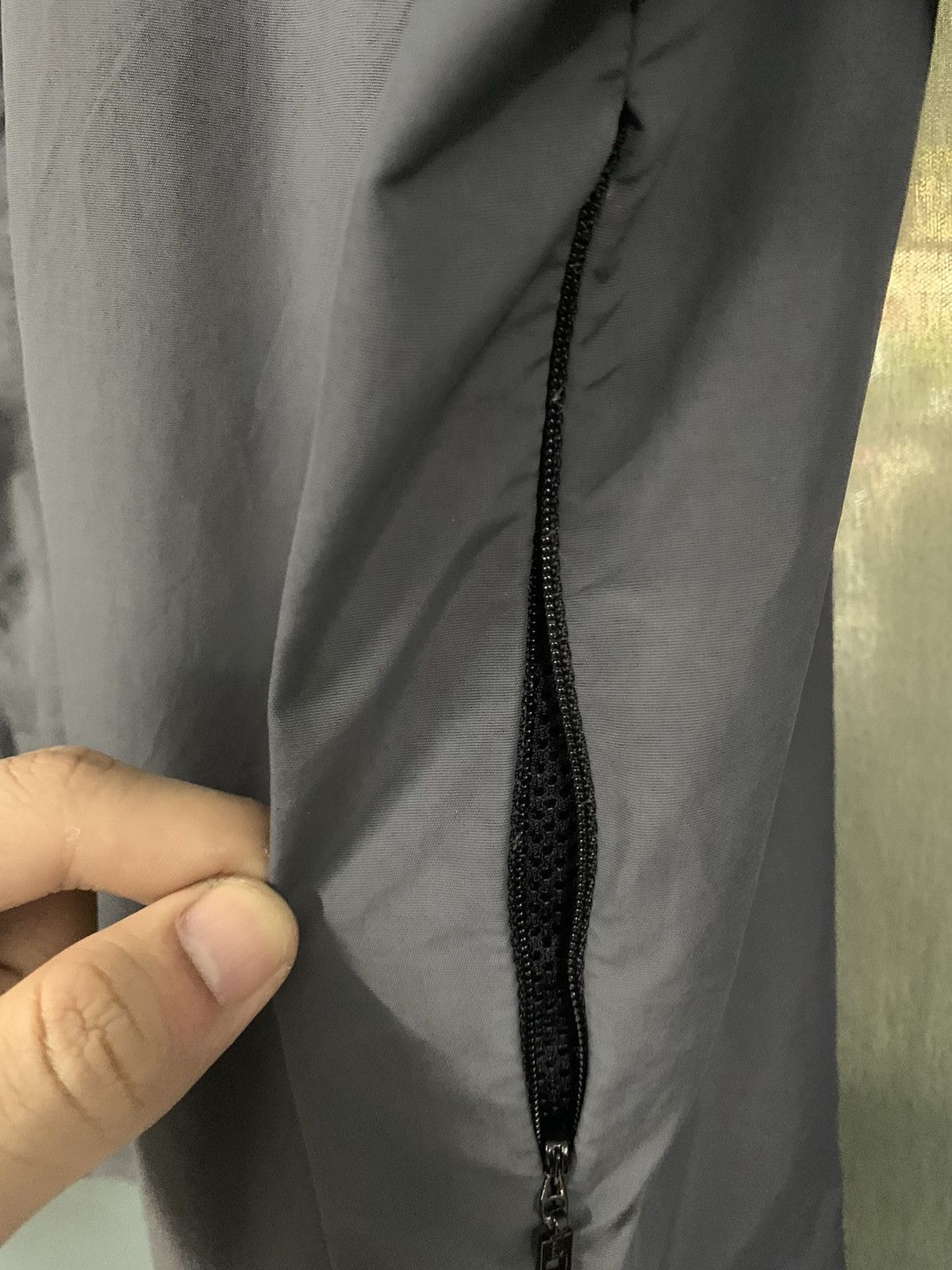 The North Face The North Face Grey Faded Windbreaker Jacket Made in Japan Size US S / EU 44-46 / 1 - 7 Thumbnail