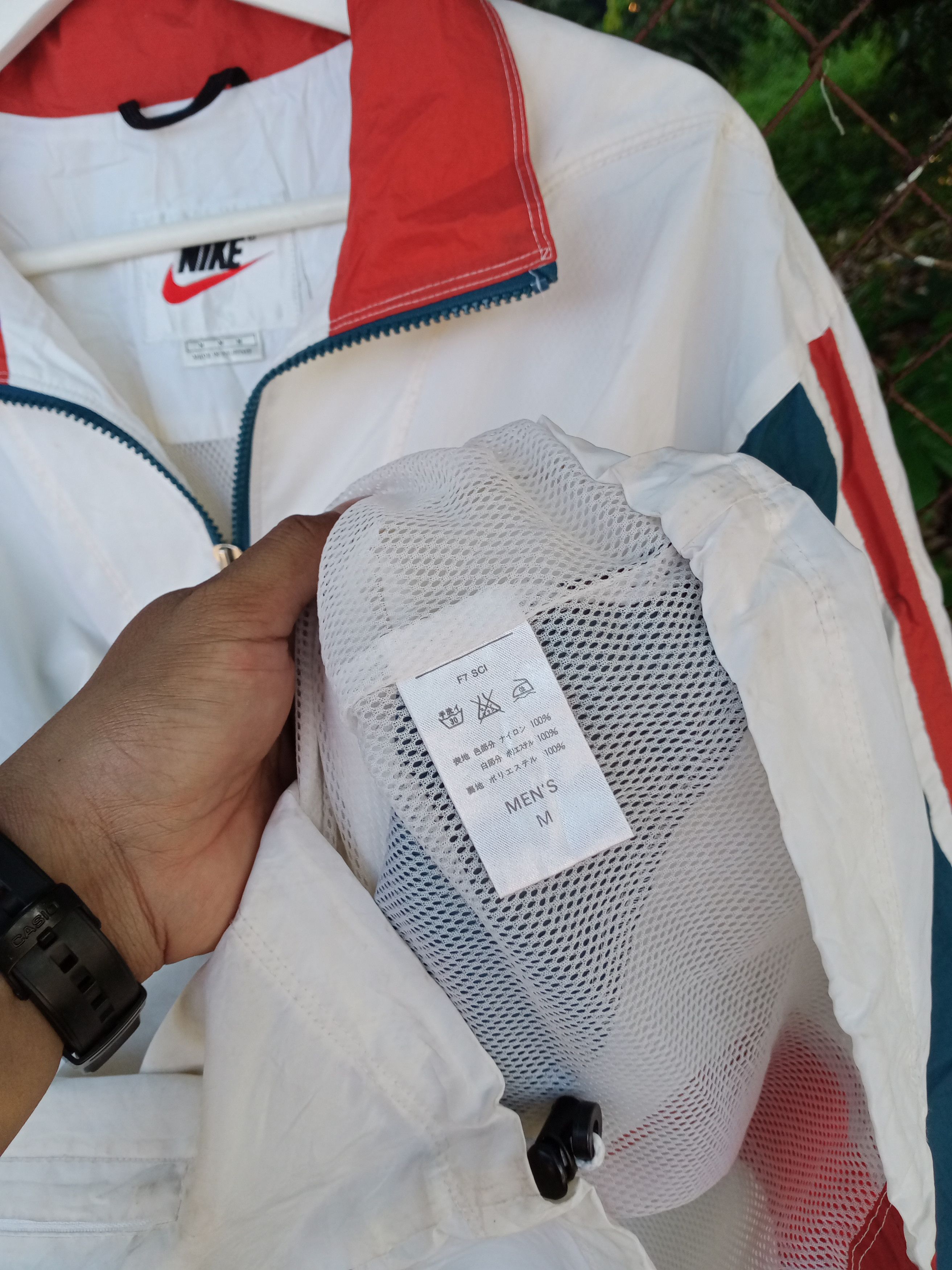 Nike Vintage Nike Jacket Multicolours Small Logo Half zipper Size US L / EU 52-54 / 3 - 6 Thumbnail