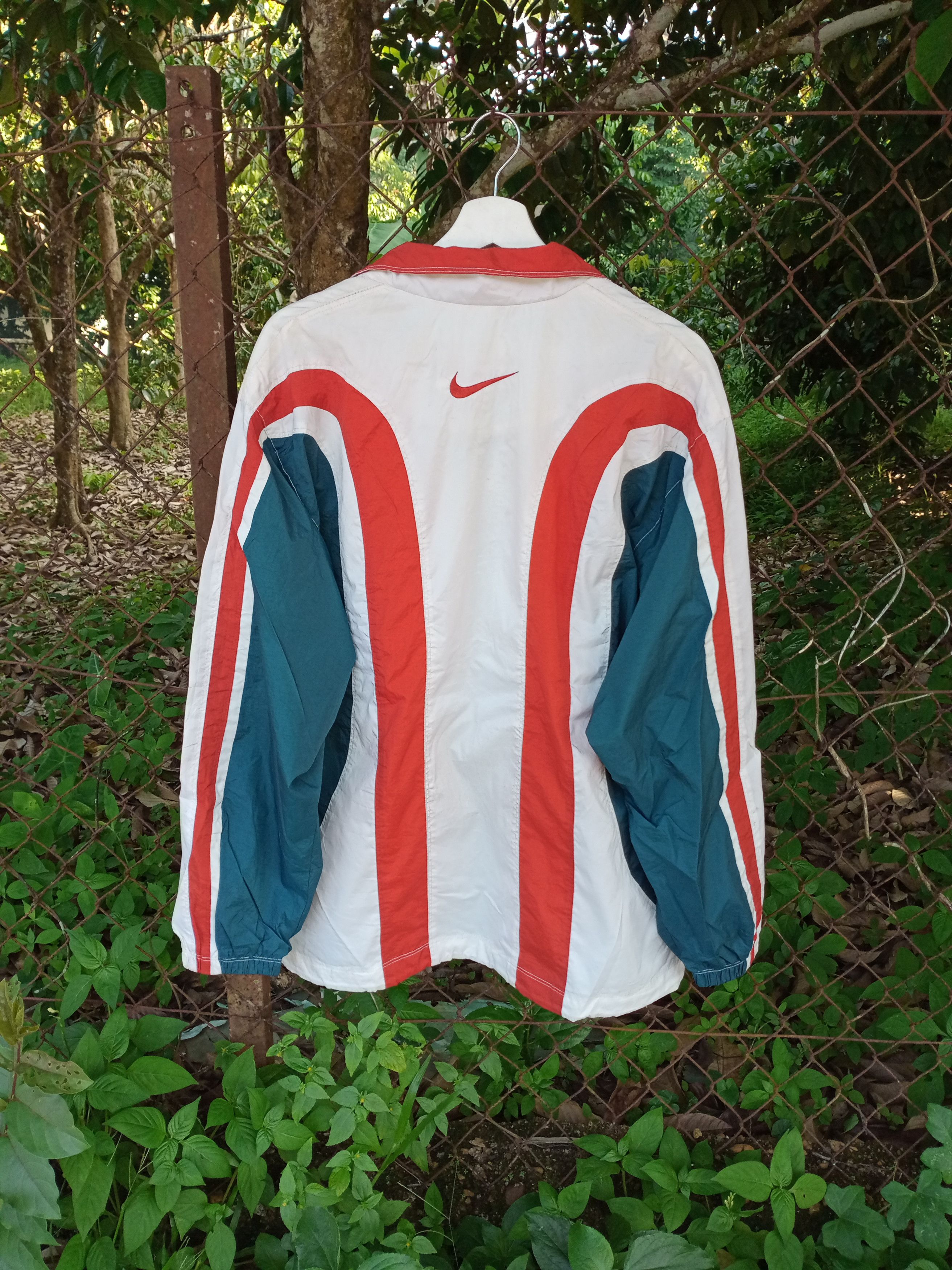 Nike Vintage Nike Jacket Multicolours Small Logo Half zipper Size US L / EU 52-54 / 3 - 2 Thumbnail