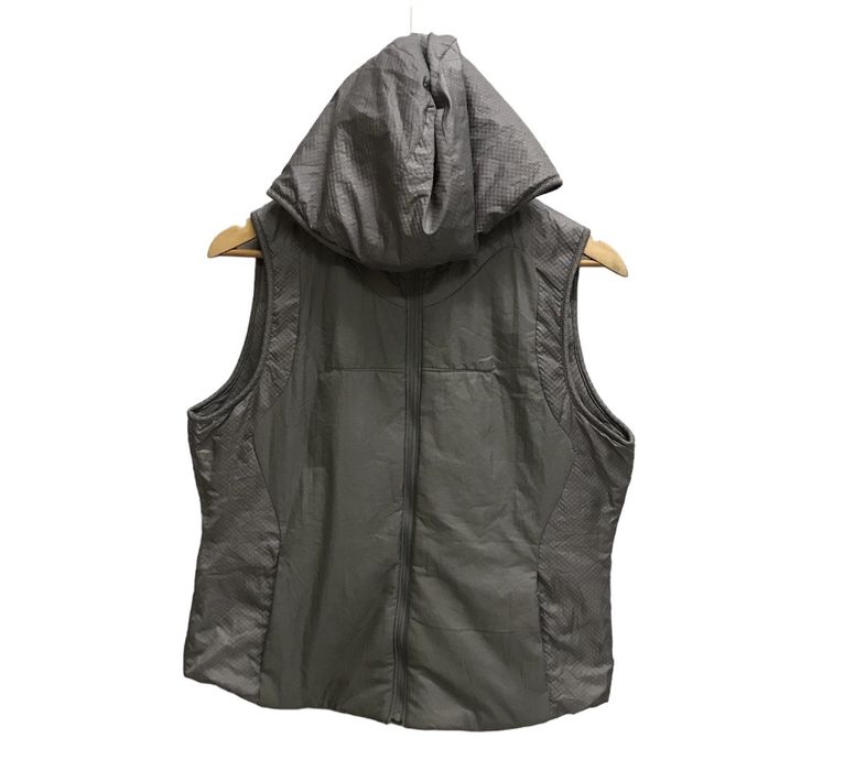 Undercover NIKE GYAKUSOU UNDERCOVER HOODIE VEST Grailed