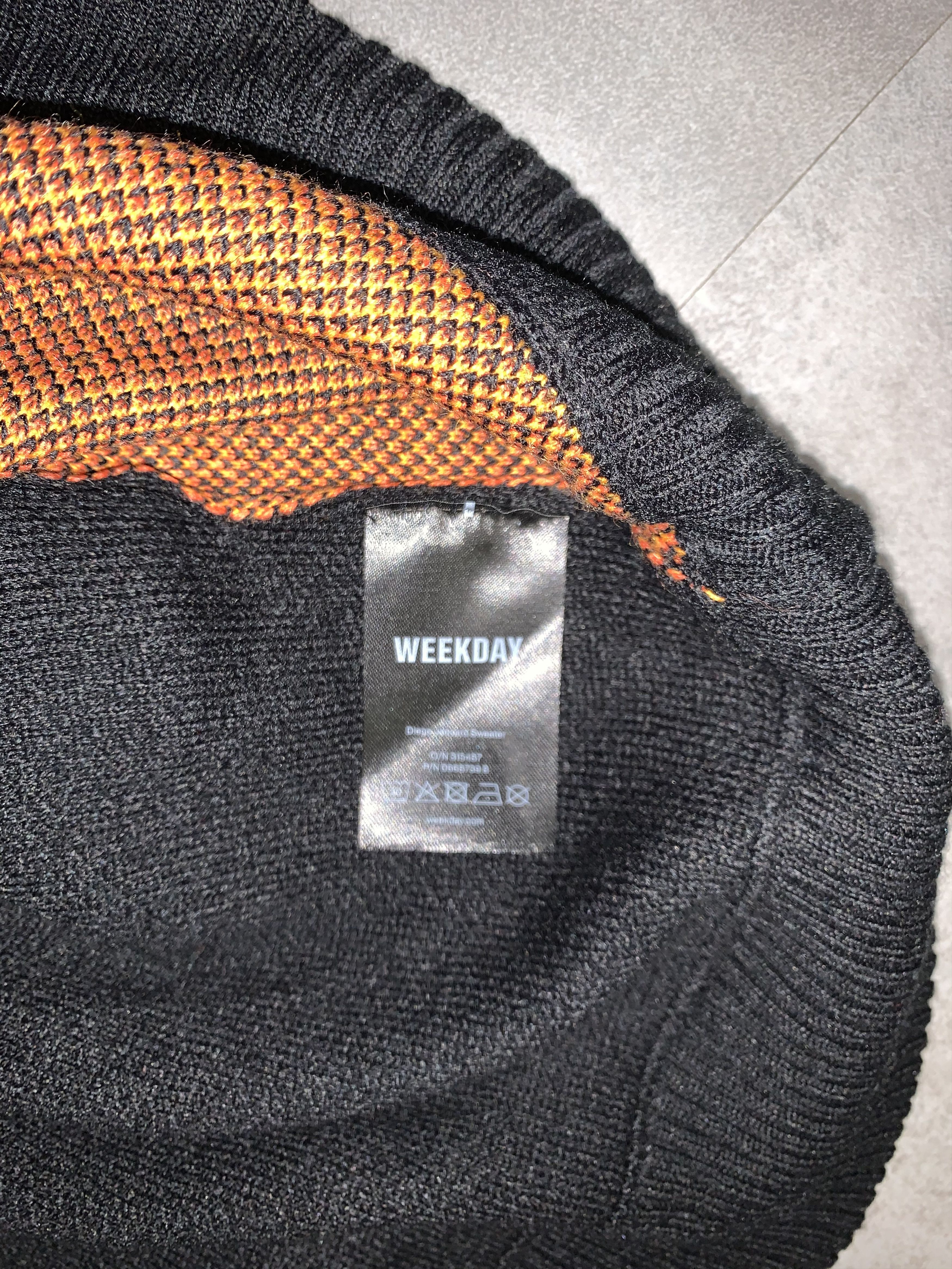Weekday Weekday "Darkness" Knitted Oversized Wool Sweater Size US M / EU 48-50 / 2 - 12 Thumbnail