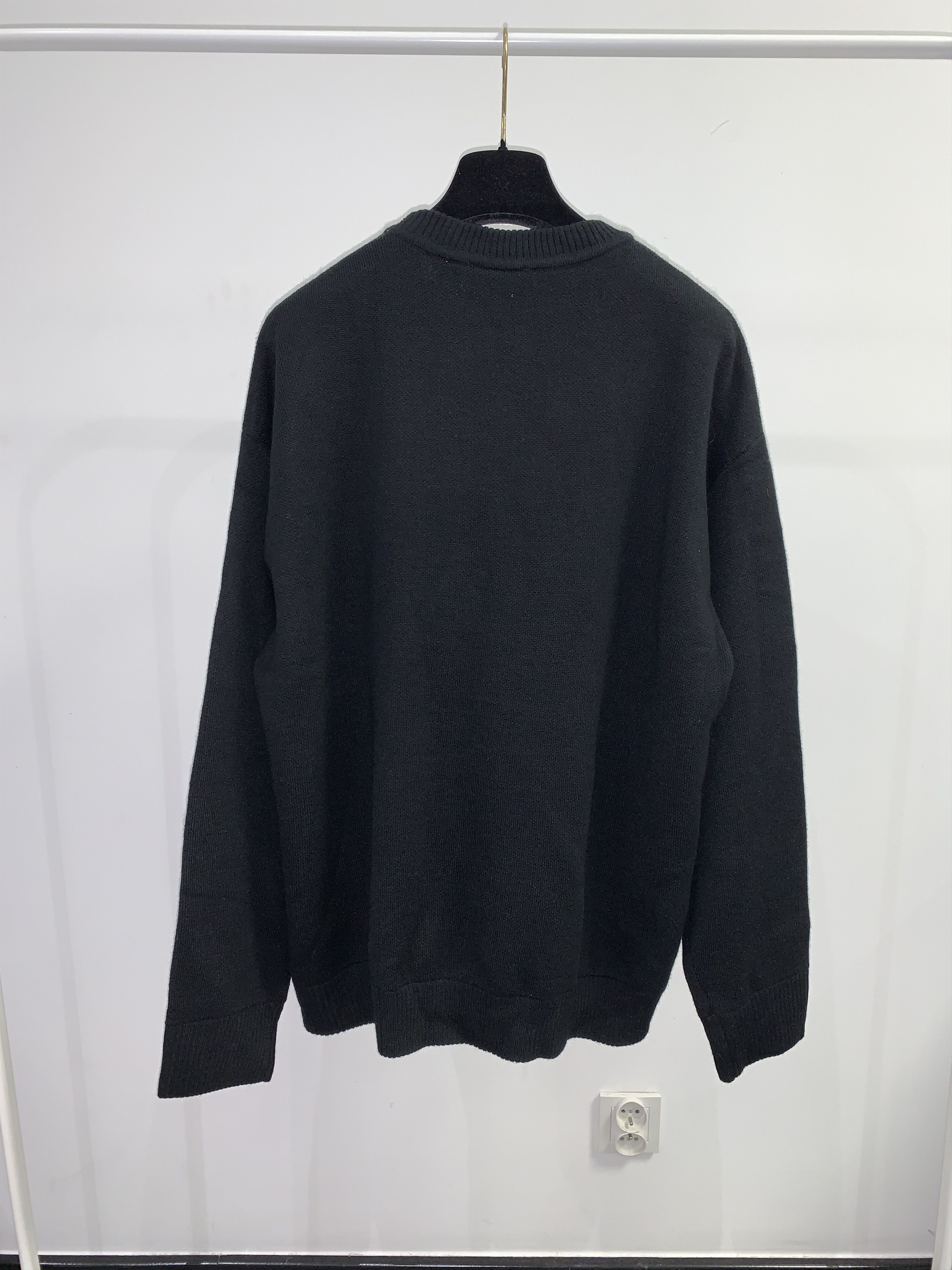 Weekday Weekday "Darkness" Knitted Oversized Wool Sweater Size US M / EU 48-50 / 2 - 6 Thumbnail