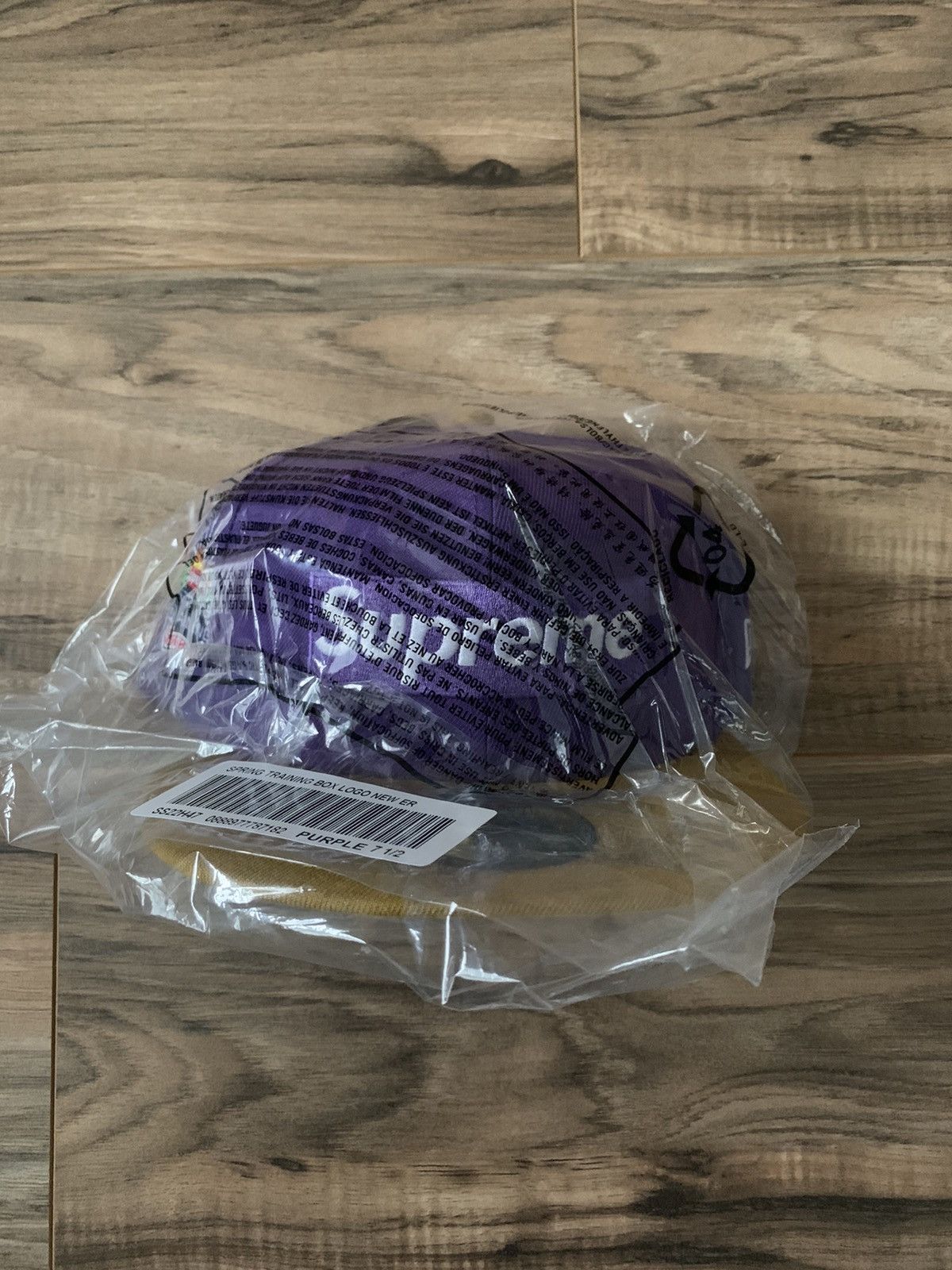 Supreme Supreme 2-Tone Box Logo New Era Size ONE SIZE - 1 Thumbnail