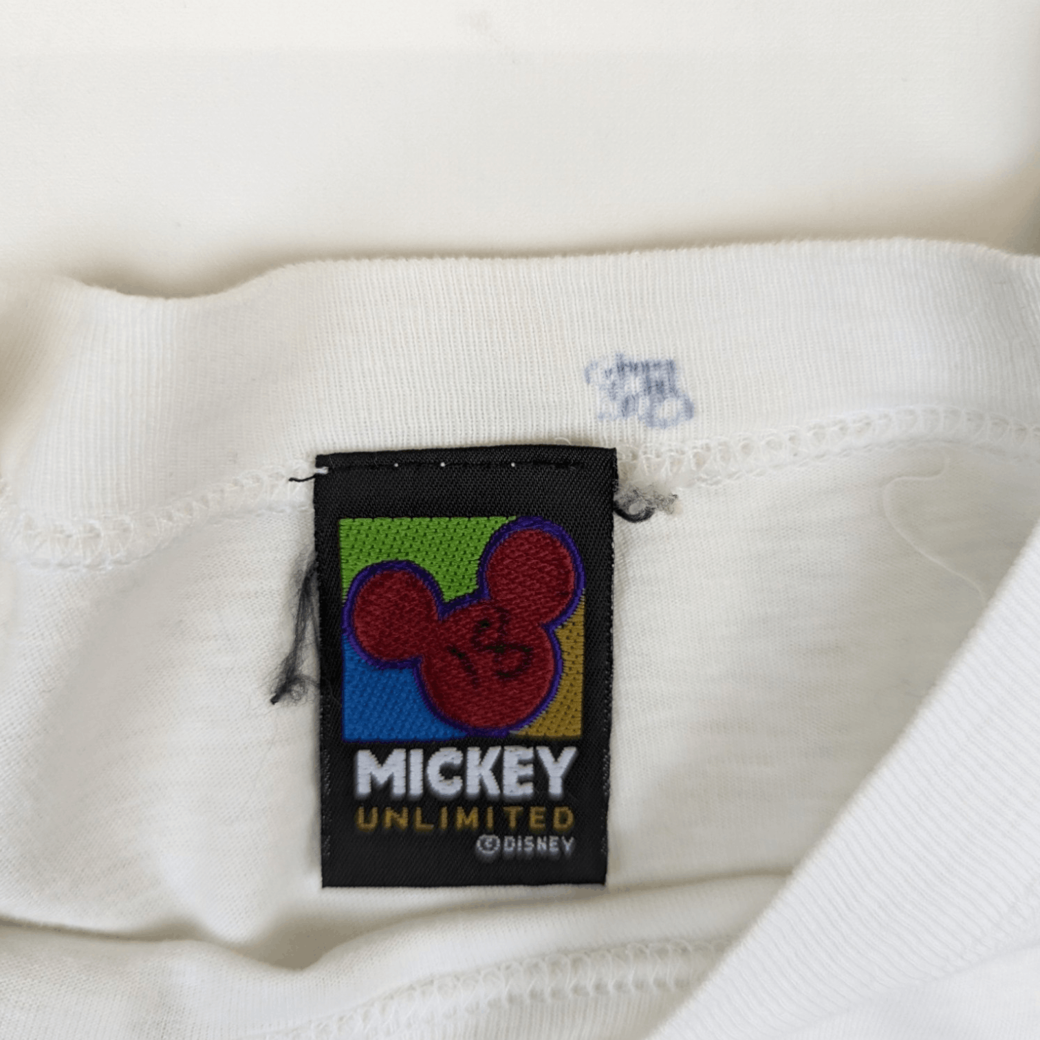 Disney Vintage 90's WINNIE THE POOH Mickey Graphic T-Shirt Size US L / EU 52-54 / 3 - 11 Thumbnail