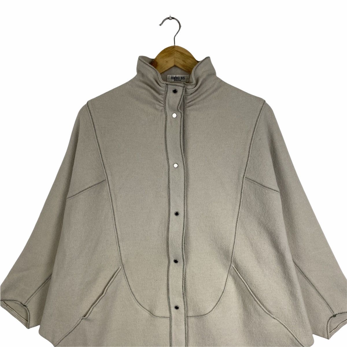 Hiroko Koshino Homme × Japanese Brand × Vintage Vintage HIROKO BIS KOSHINO Japan Wool Cloaks & Capes Jacket Size US L / EU 52-54 / 3 - 5 Thumbnail