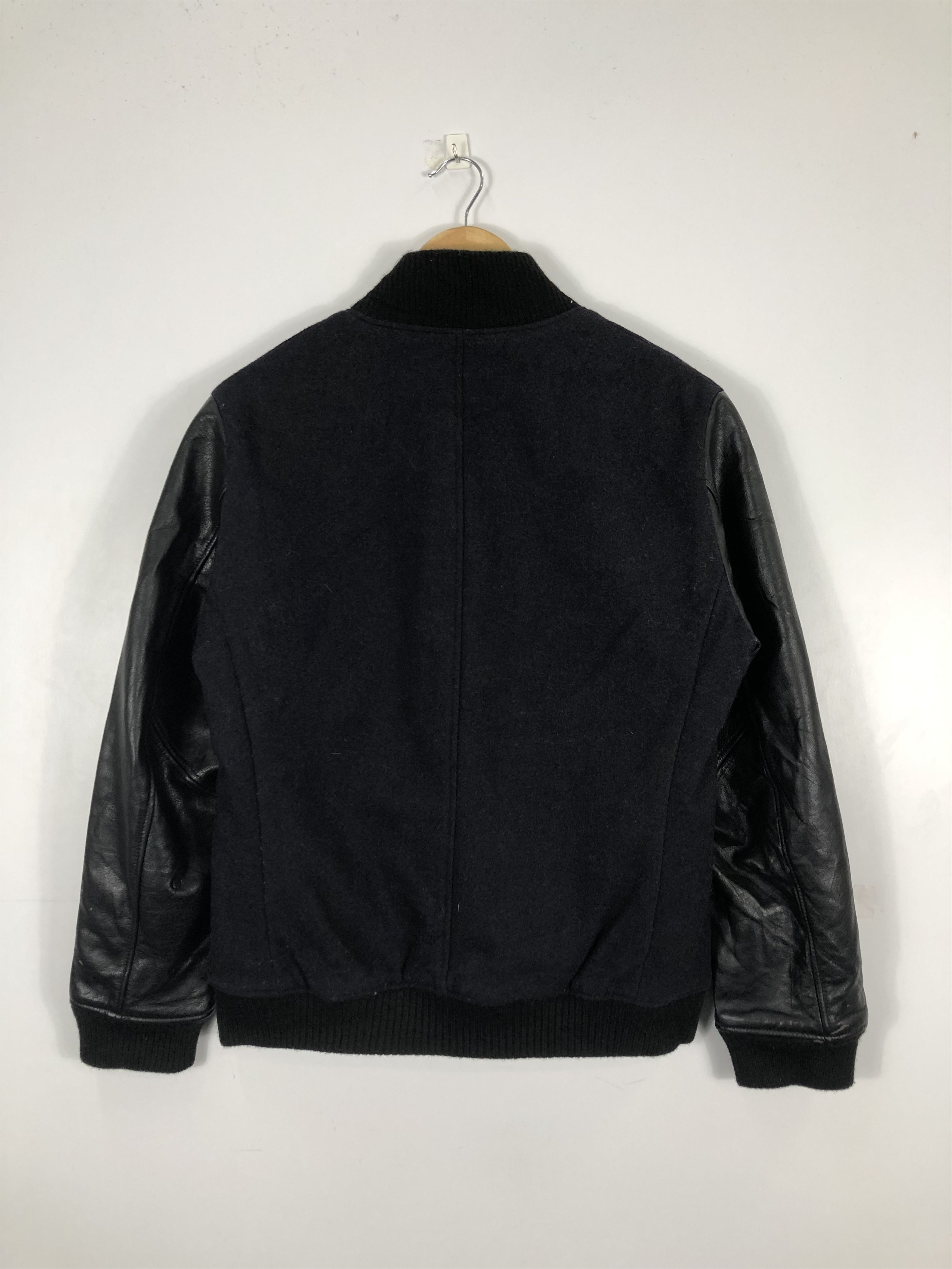 Japanese Brand × Vintage Vintage Japanese Brand Varsity Jacket Leather V0164Sleeve Size US L / EU 52-54 / 3 - 3 Thumbnail