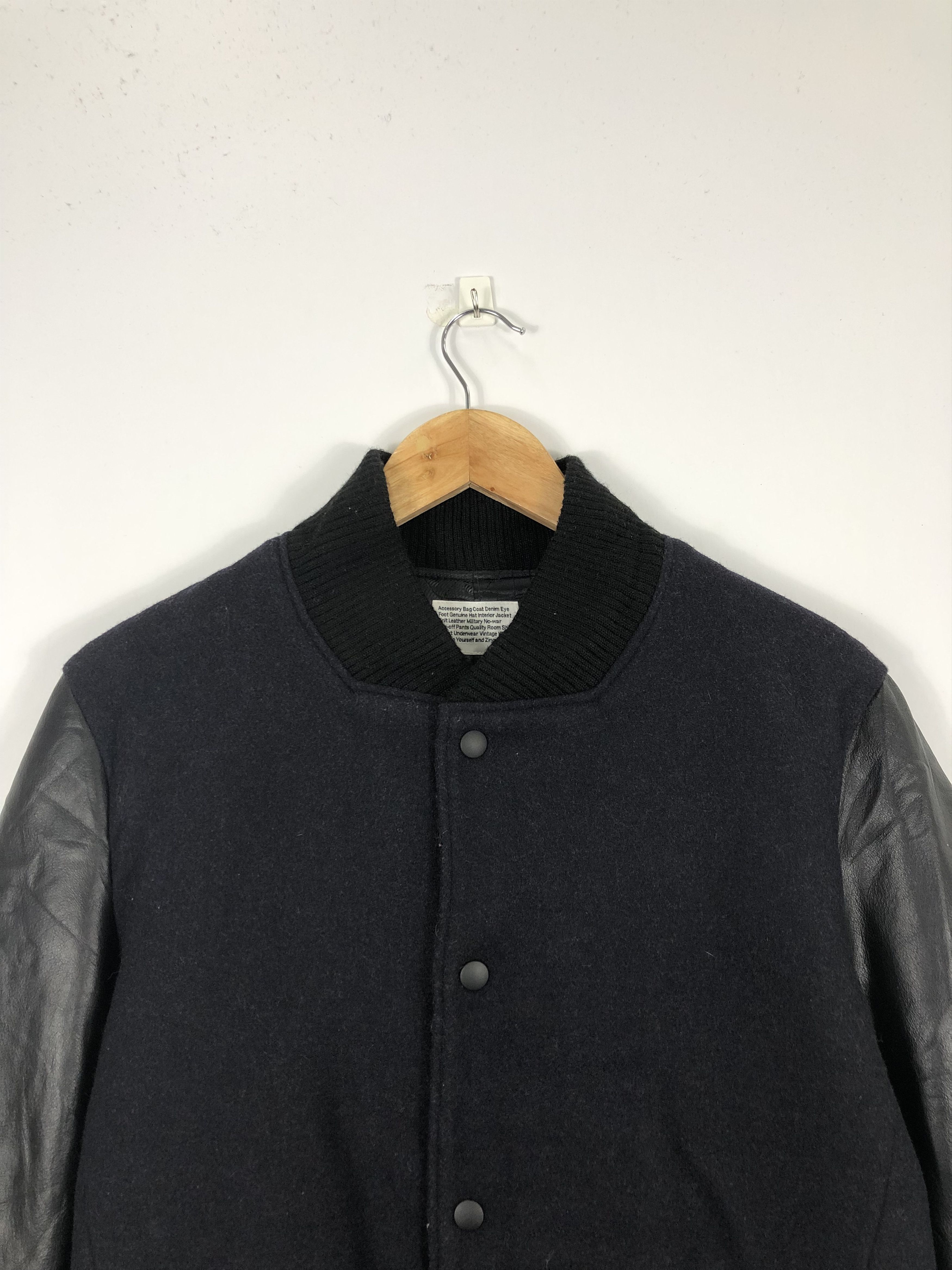 Japanese Brand × Vintage Vintage Japanese Brand Varsity Jacket Leather V0164Sleeve Size US L / EU 52-54 / 3 - 2 Thumbnail