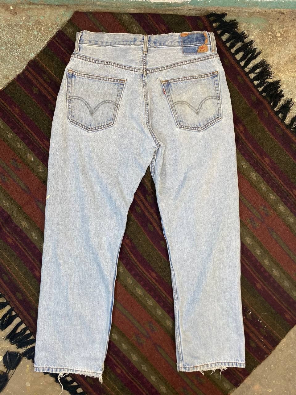 Levi's vintage levis 505 light wash paint splatter distressed denim Size US 34 / EU 50 - 1 Thumbnail