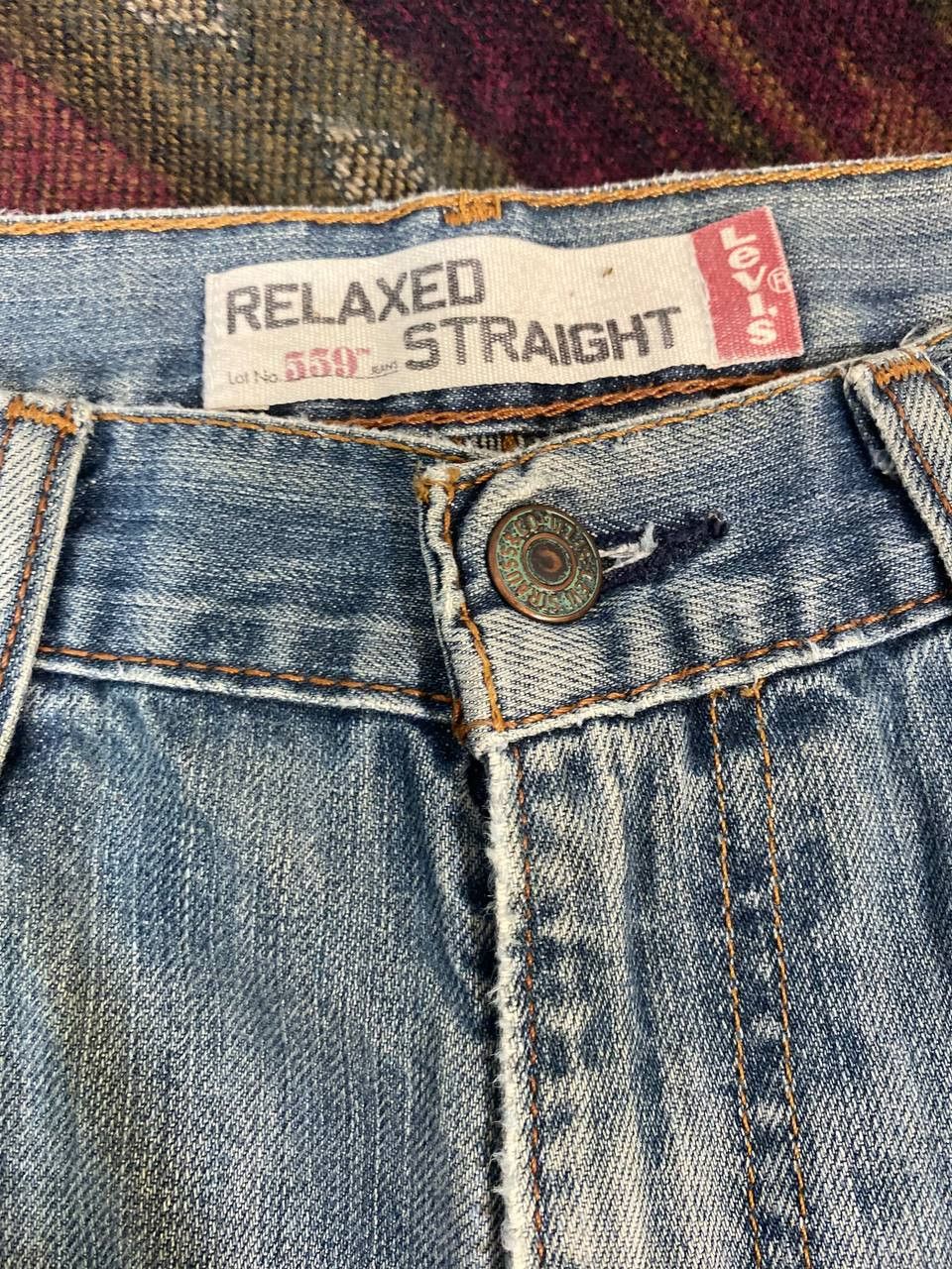 Levi's vintage levis 559 relaxed straight distressed denim Size US 35 - 11 Thumbnail