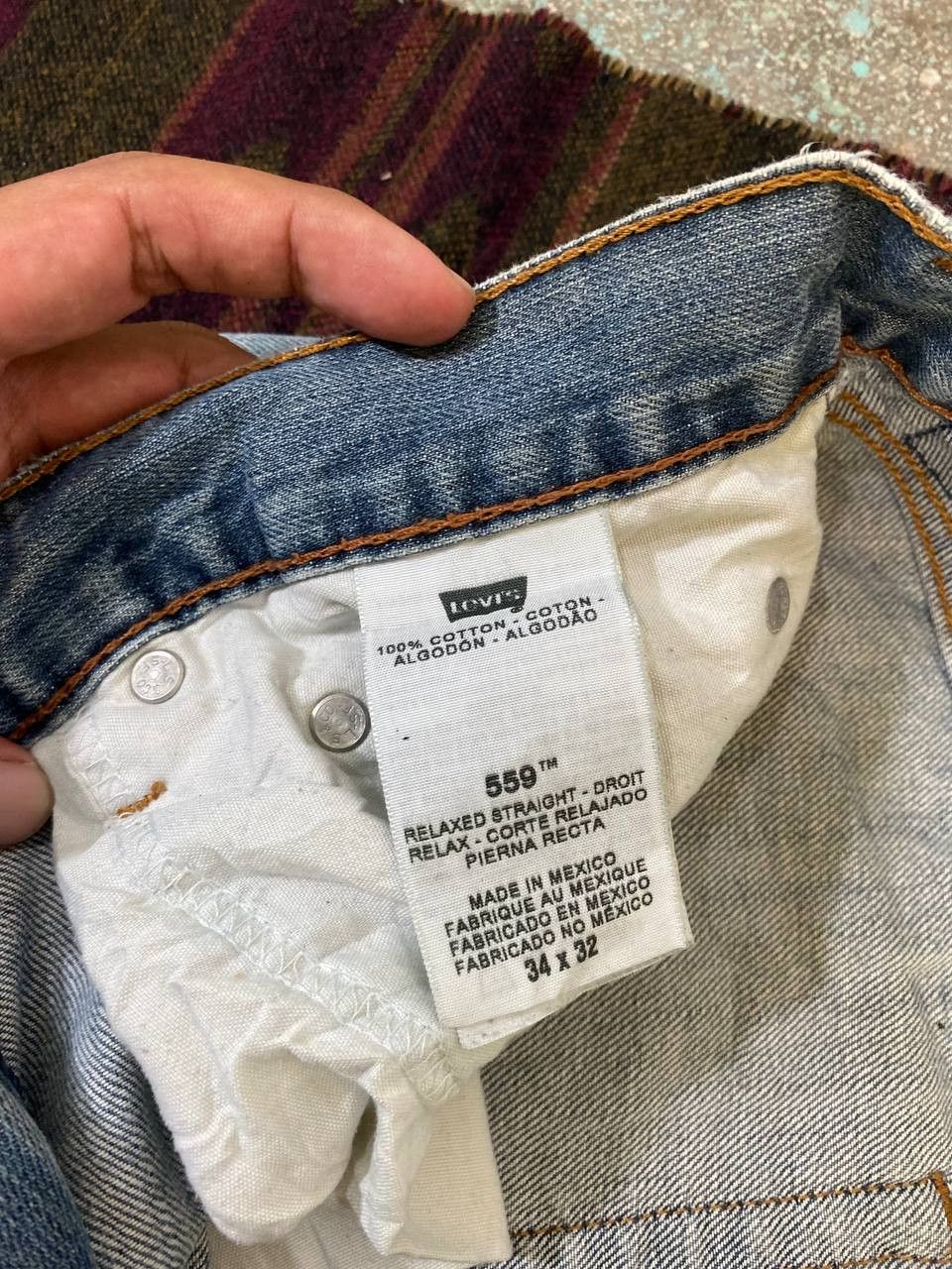 Levi's vintage levis 559 relaxed straight distressed denim Size US 35 - 12 Thumbnail