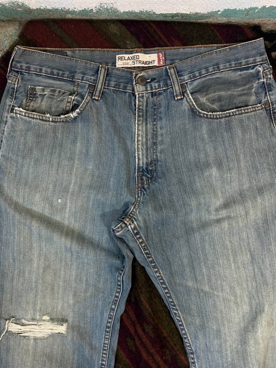 Levi's vintage levis 559 relaxed straight distressed denim Size US 35 - 10 Thumbnail