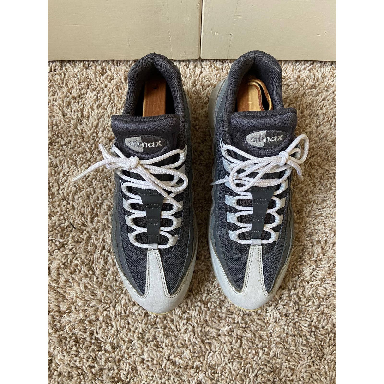 Nike Nike Air Max 95 Wolf Grey Cool Grey Dark Grey Shoes Size 9.5 Size US 9.5 / EU 42-43 - 2 Thumbnail