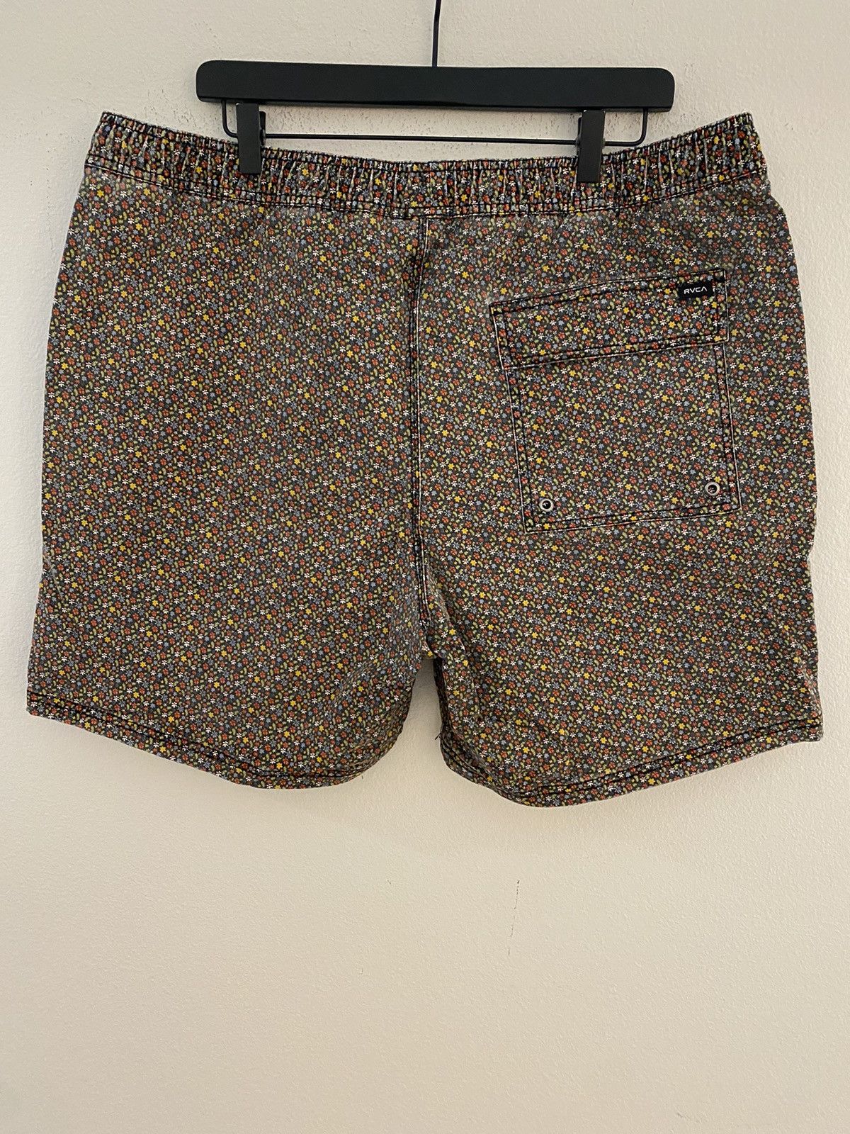 RVCA RVCA Escape Print Elastic Walk Shorts XXL Size US 38 / EU 54 - 2 Thumbnail