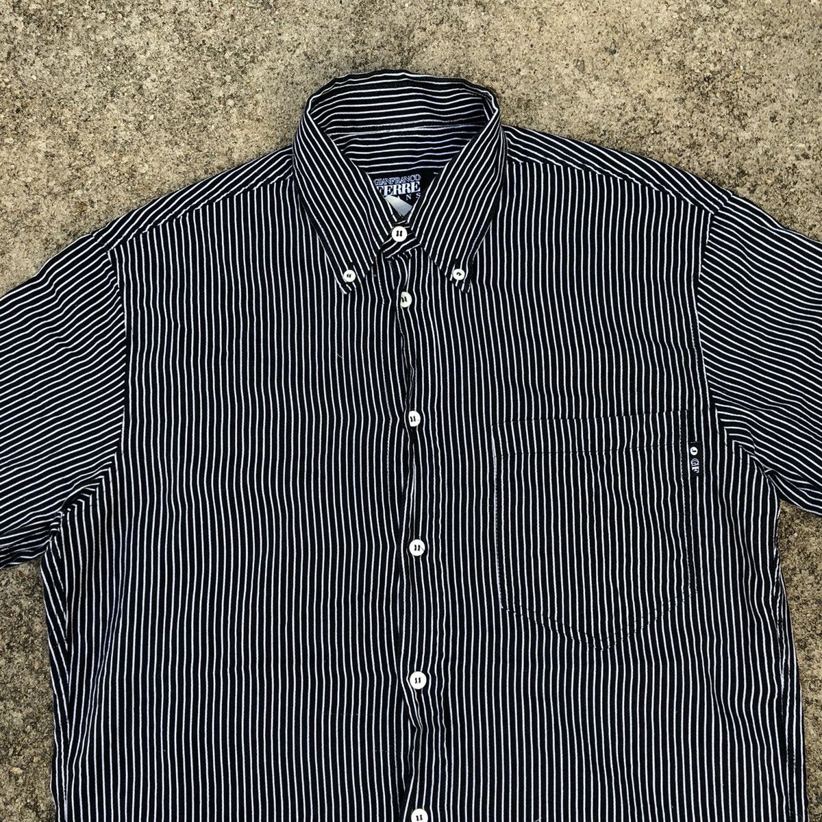 Designer × Gianfranco Ferre × Vintage Rare Vintage Gianfranco Ferre Nice Stripes Button Shirts Size US M / EU 48-50 / 2 - 2 Thumbnail