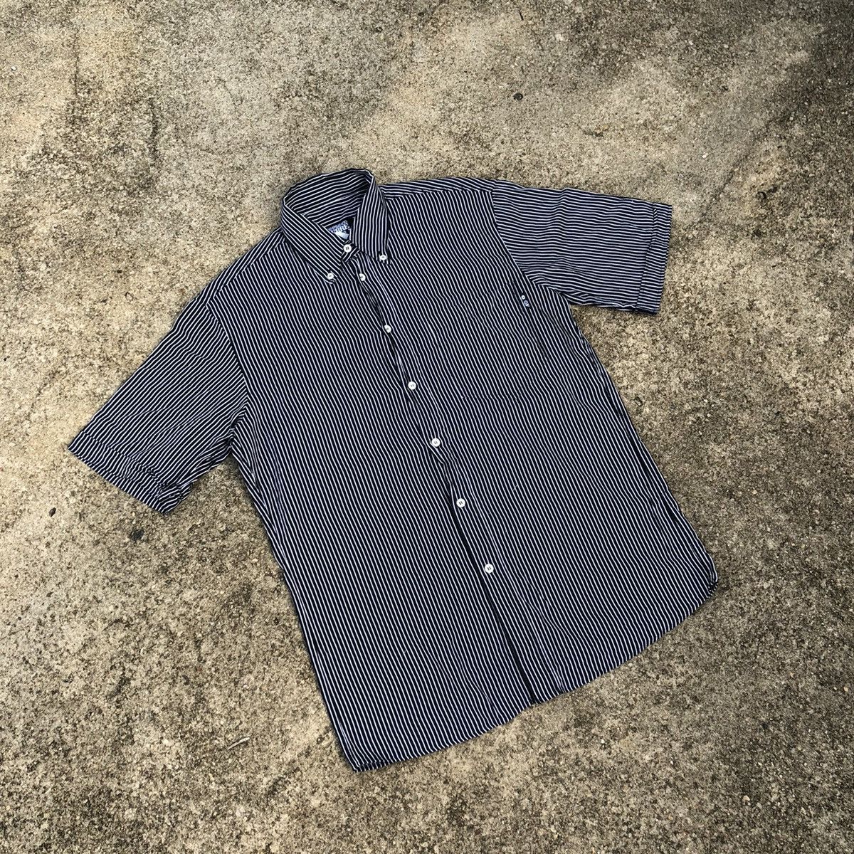 Designer × Gianfranco Ferre × Vintage Rare Vintage Gianfranco Ferre Nice Stripes Button Shirts Size US M / EU 48-50 / 2 - 1 Thumbnail