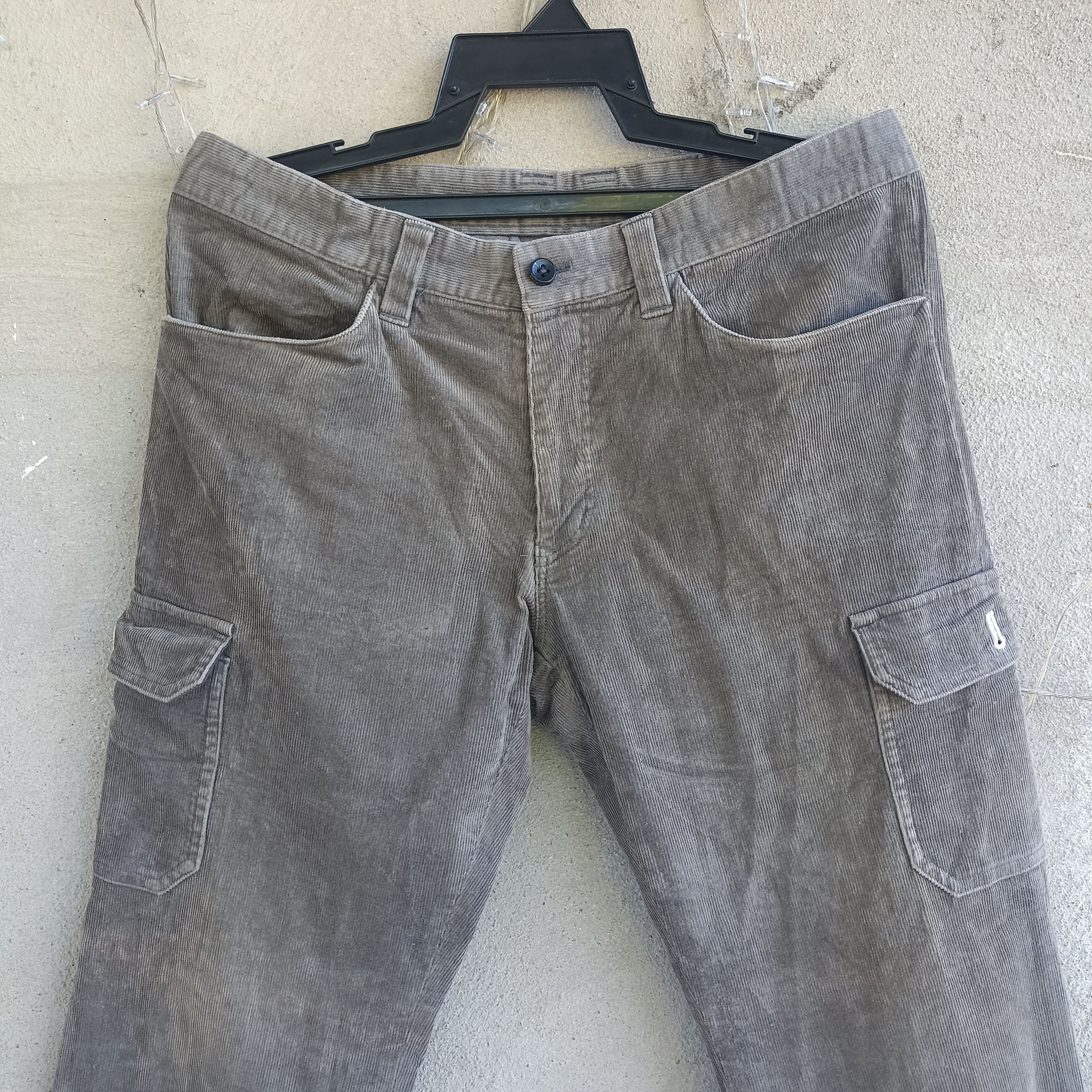 Corpus × Le Coq Sportif Le Coq Sportif Buckleback Gray Corduroy Pant Size US 33 - 2 Thumbnail