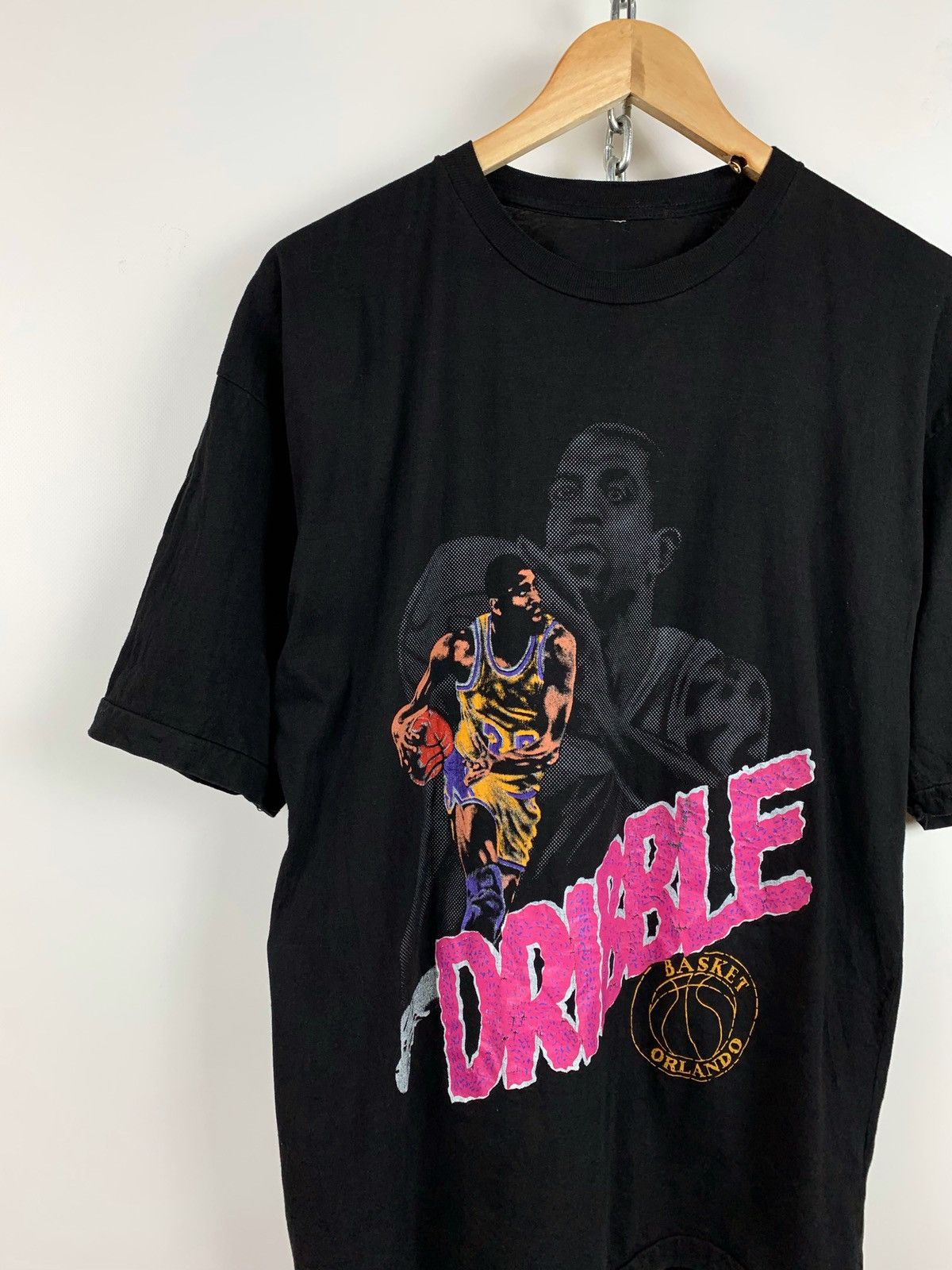 NBA 90s Vintage Magic Johnson Dribble Basket Orlando T-Shirt Size US L / EU 52-54 / 3 - 3 Thumbnail
