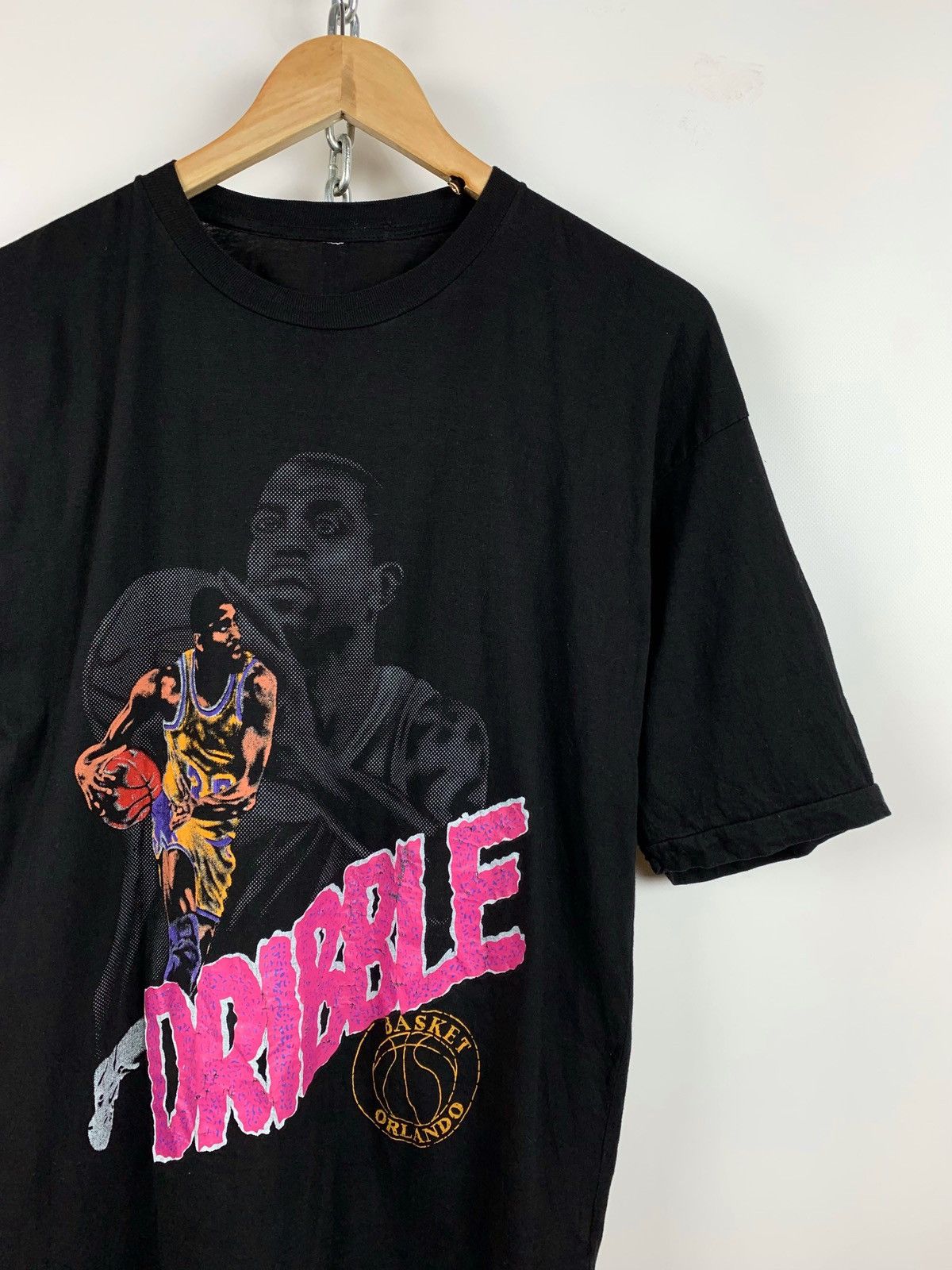 NBA 90s Vintage Magic Johnson Dribble Basket Orlando T-Shirt Size US L / EU 52-54 / 3 - 2 Thumbnail