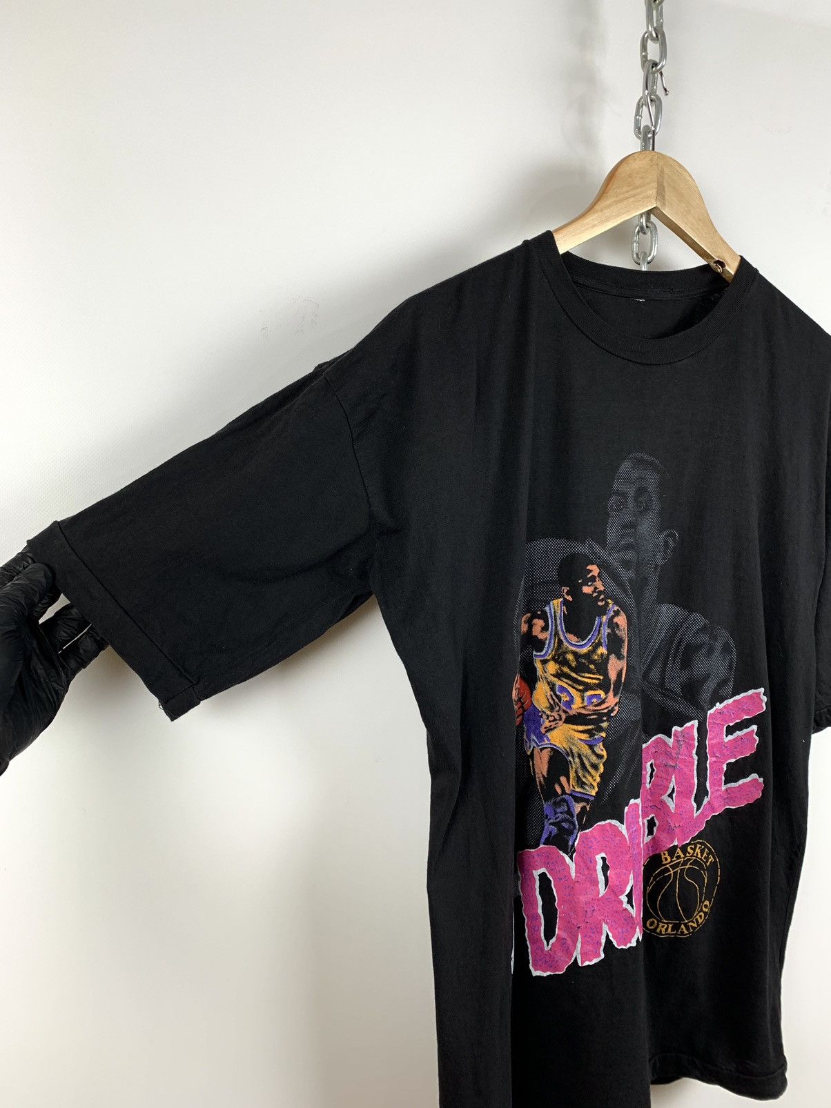 NBA 90s Vintage Magic Johnson Dribble Basket Orlando T-Shirt Size US L / EU 52-54 / 3 - 8 Thumbnail