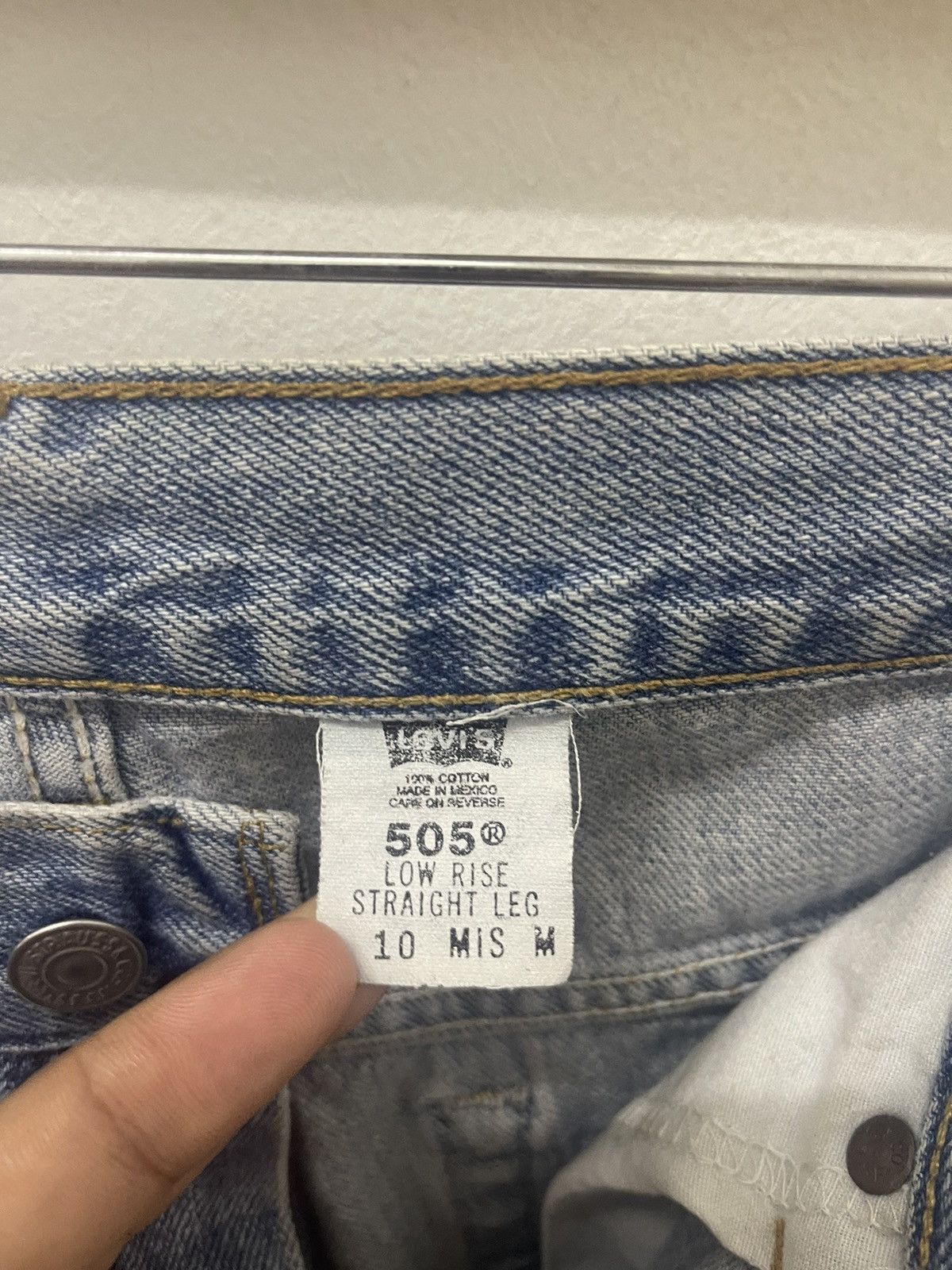 Levi's Vintage Clothing Rare Vintage LEVIS 505 Low Rise Straight Leg Size 30" / US 8 / IT 44 - 9 Thumbnail