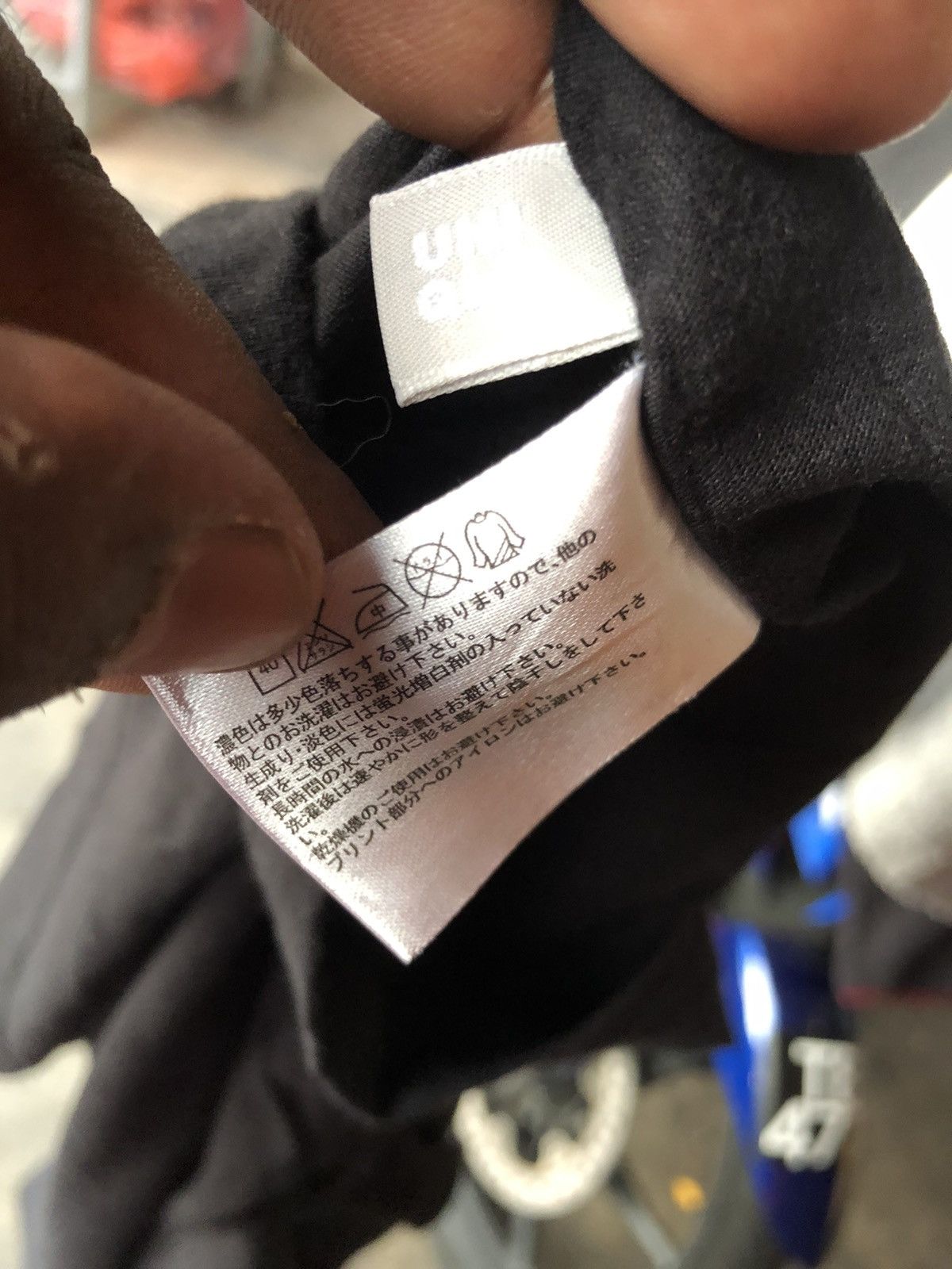 Uniqlo Uniqlo by Yoshitaka Amano Collaboration tee -final fantasy Size US M / EU 48-50 / 2 - 7 Thumbnail