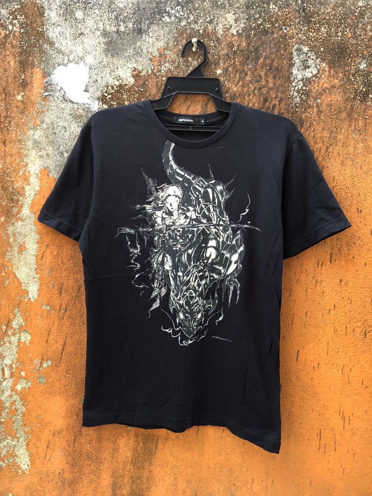 Uniqlo by Yoshitaka Amano Collaboration tee -final fantasy
