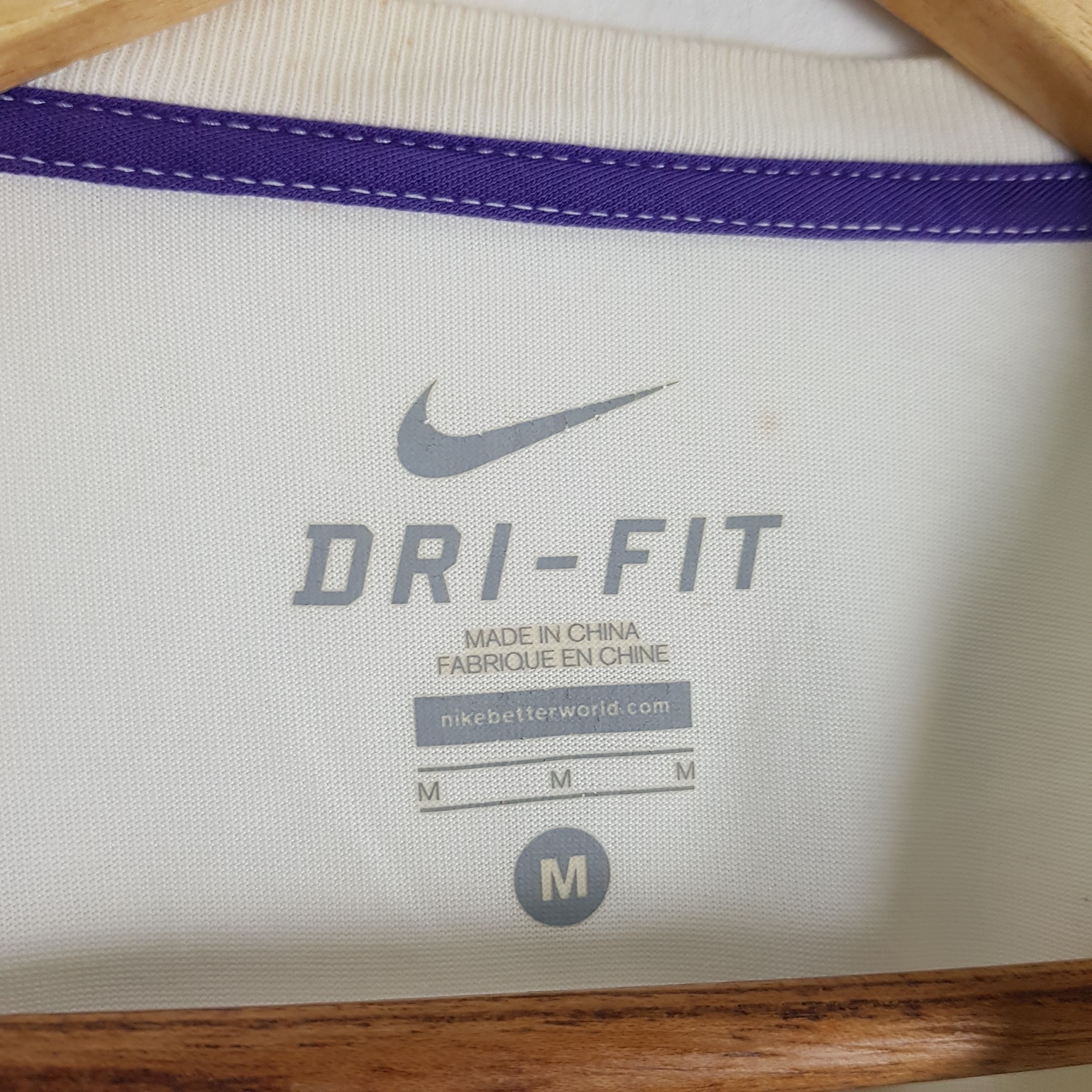 Nike DL Nike Dri Fit Kobe Bryant Black Mamba T-Shirt #W576 Size US M / EU 48-50 / 2 - 5 Thumbnail