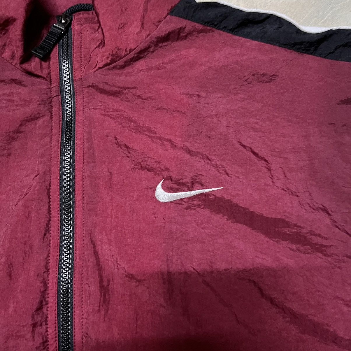 Nike Vintage Nike Big Logo Light Jacket Size US L / EU 52-54 / 3 - 6 Thumbnail