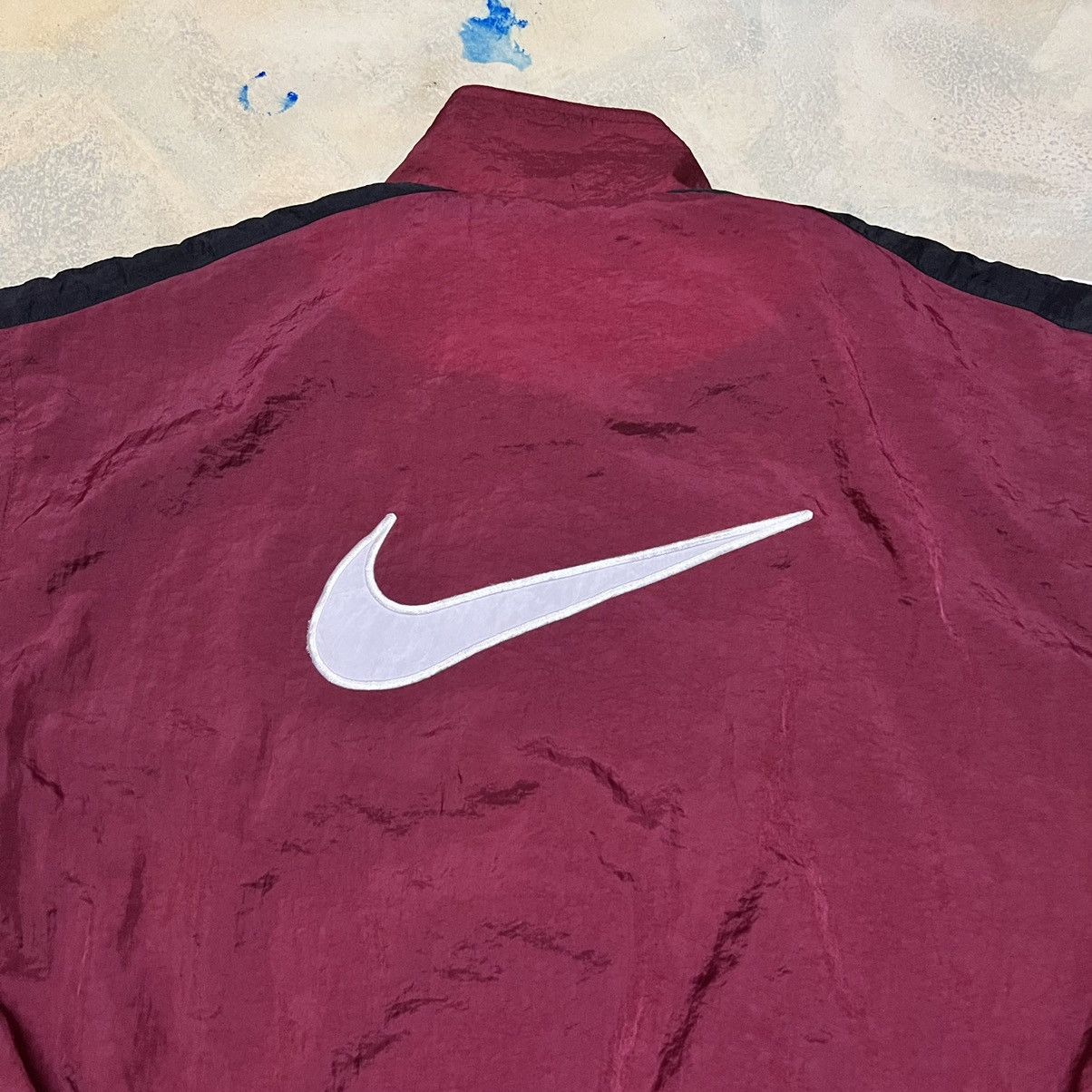 Nike Vintage Nike Big Logo Light Jacket Size US L / EU 52-54 / 3 - 15 Thumbnail