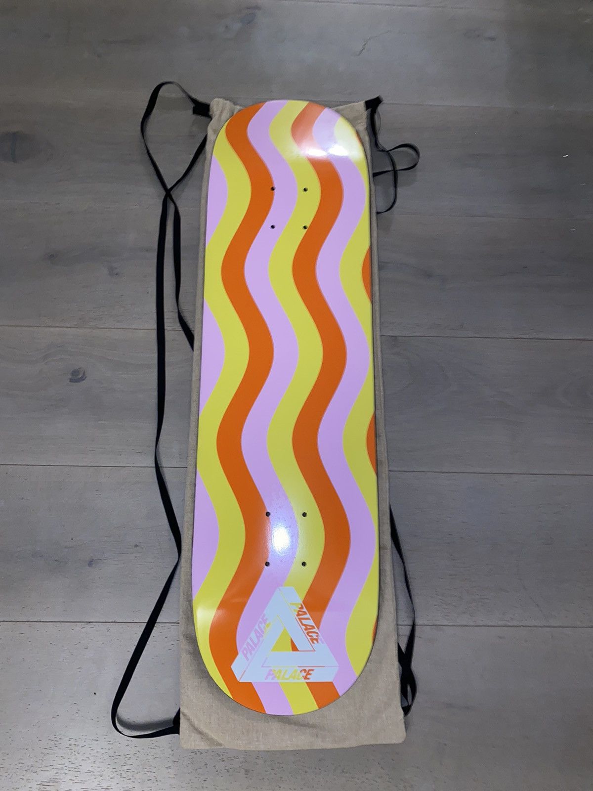 Palace Palace x Gucci Skateboard Deck Waves Size ONE SIZE - 2 Thumbnail