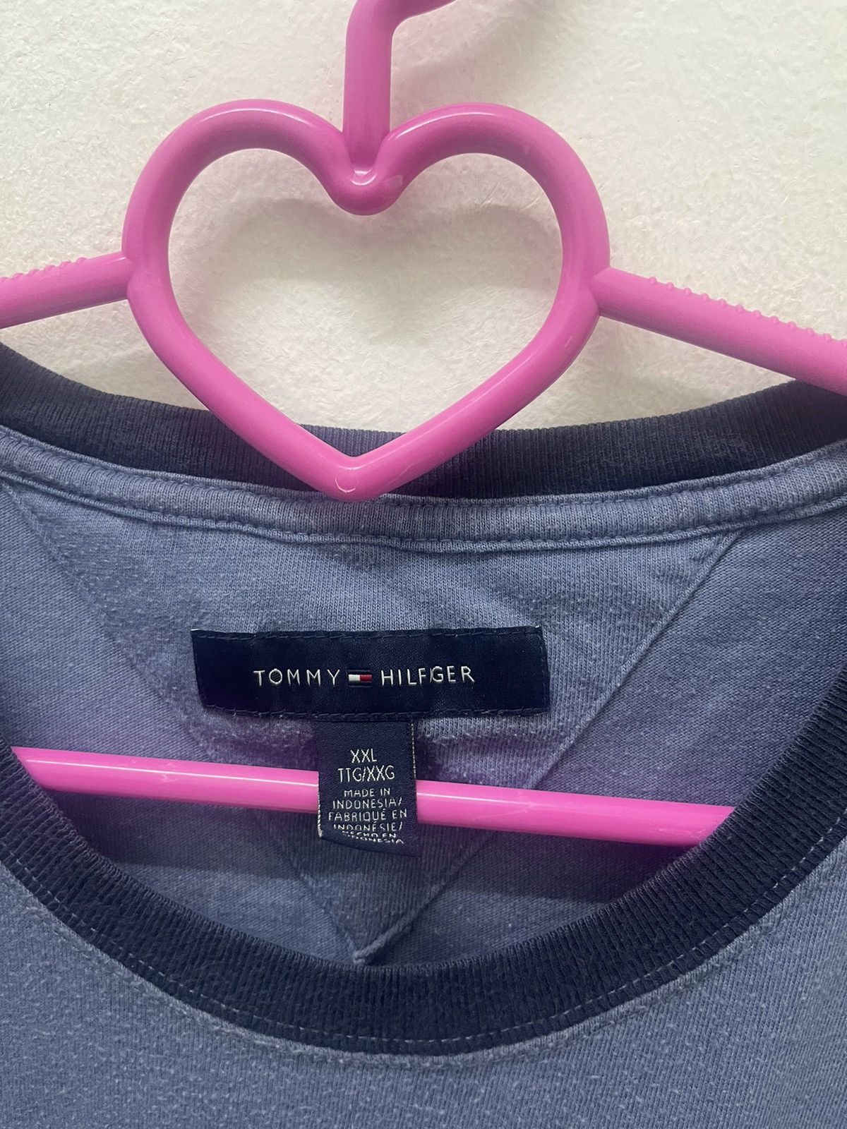 Tommy Hilfiger Rare Vintage TOMMY HILFIGER Spell Out Embroidered Size US XXL / EU 58 / 5 - 3 Thumbnail