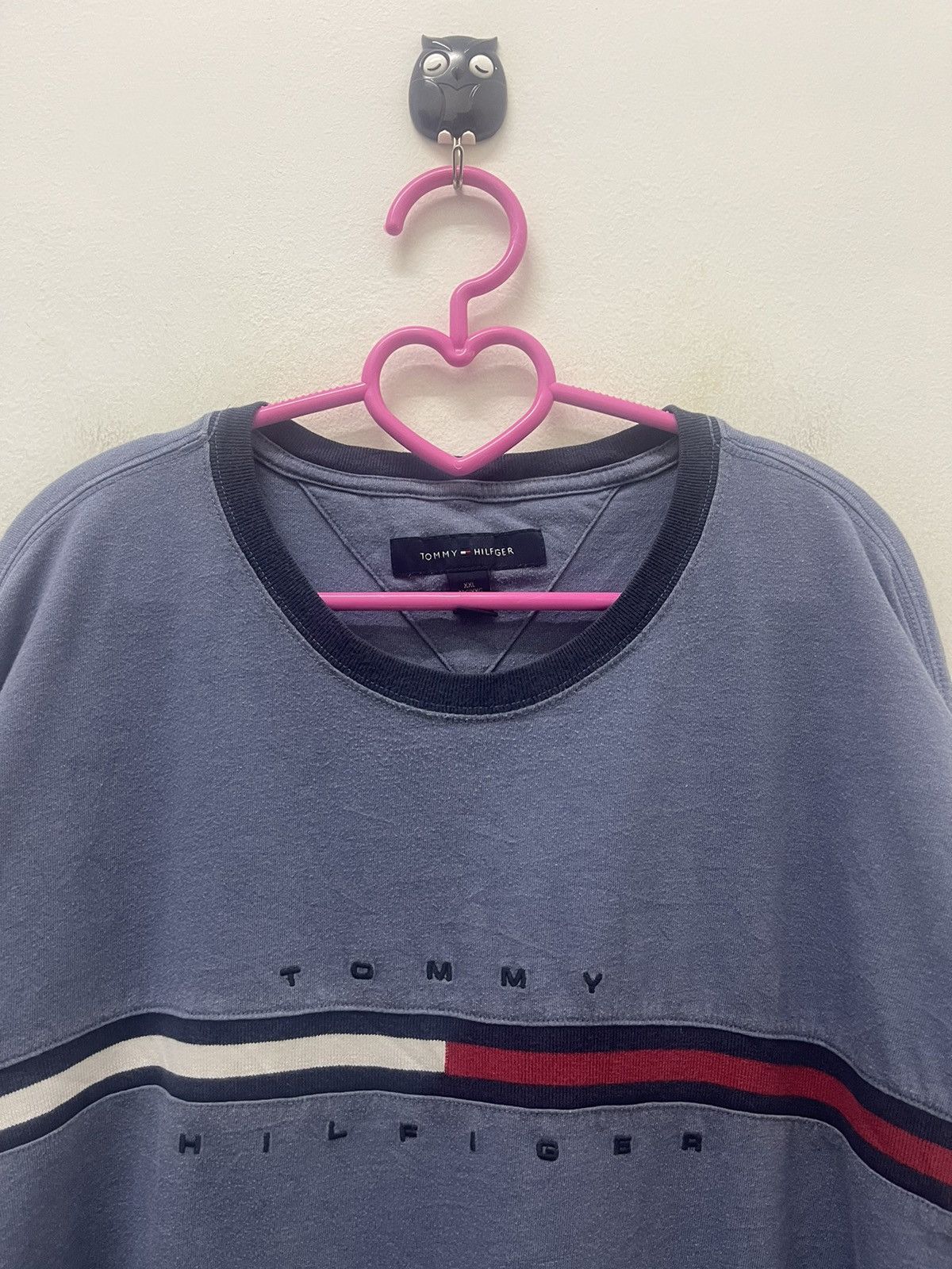 Tommy Hilfiger Rare Vintage TOMMY HILFIGER Spell Out Embroidered Size US XXL / EU 58 / 5 - 2 Thumbnail