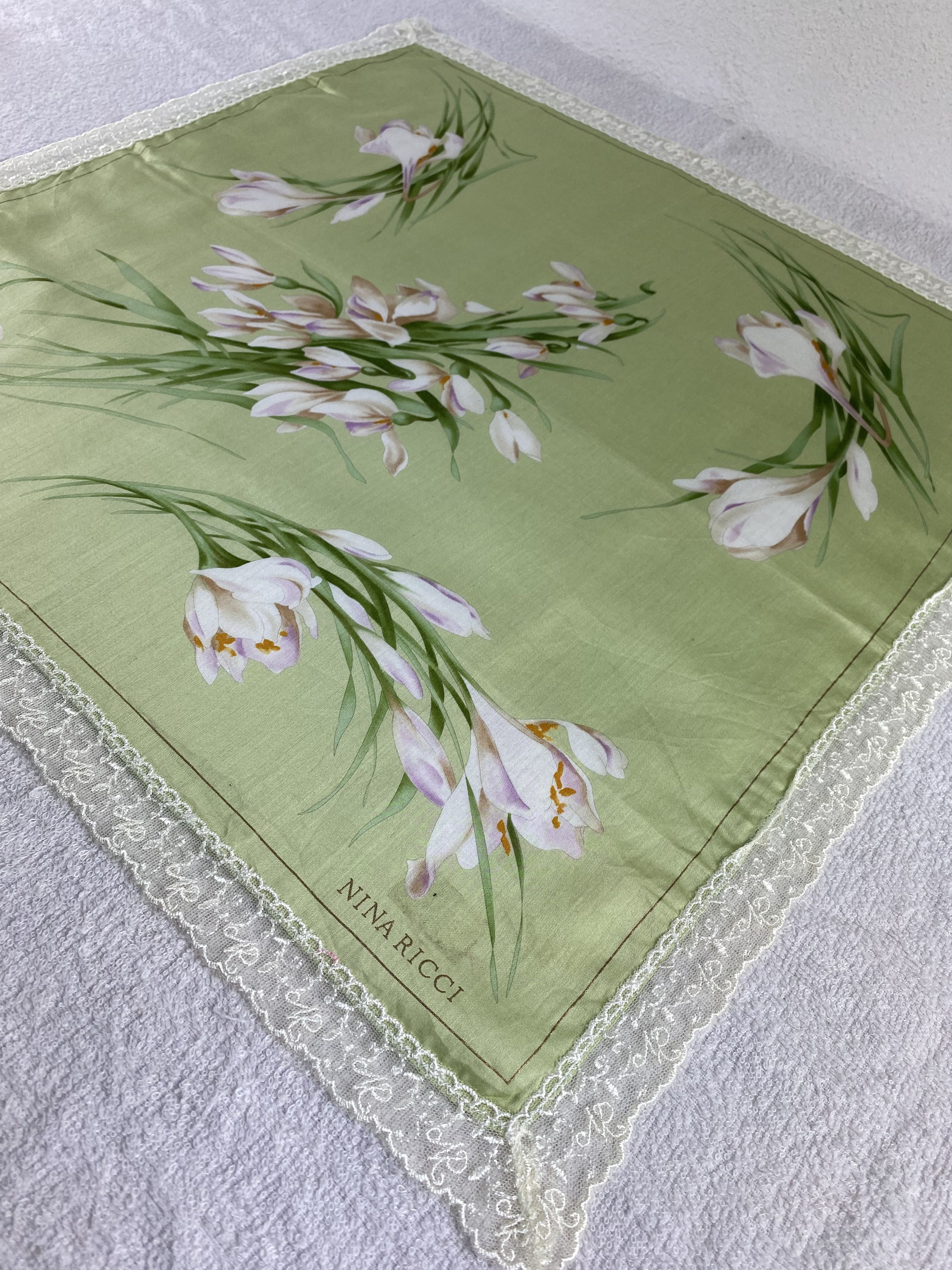 Nina Ricci Nina Ricci Handkerchief / Bandana / Neckerchief C154 Size ONE SIZE - 4 Thumbnail
